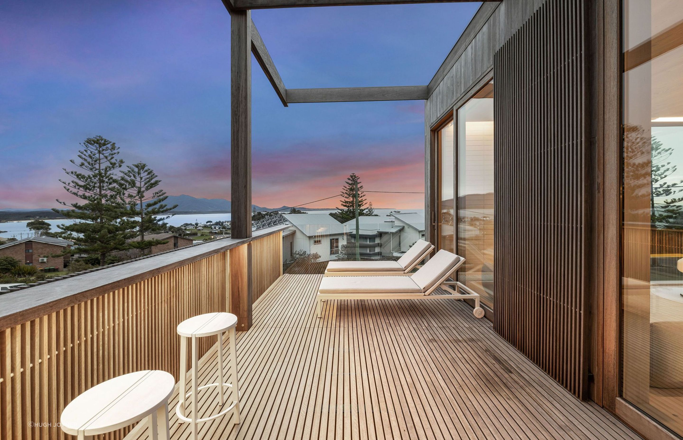 Winter Architecture reimagines the Australian beach shack, trading rustic seaside charm for modernist elegance.