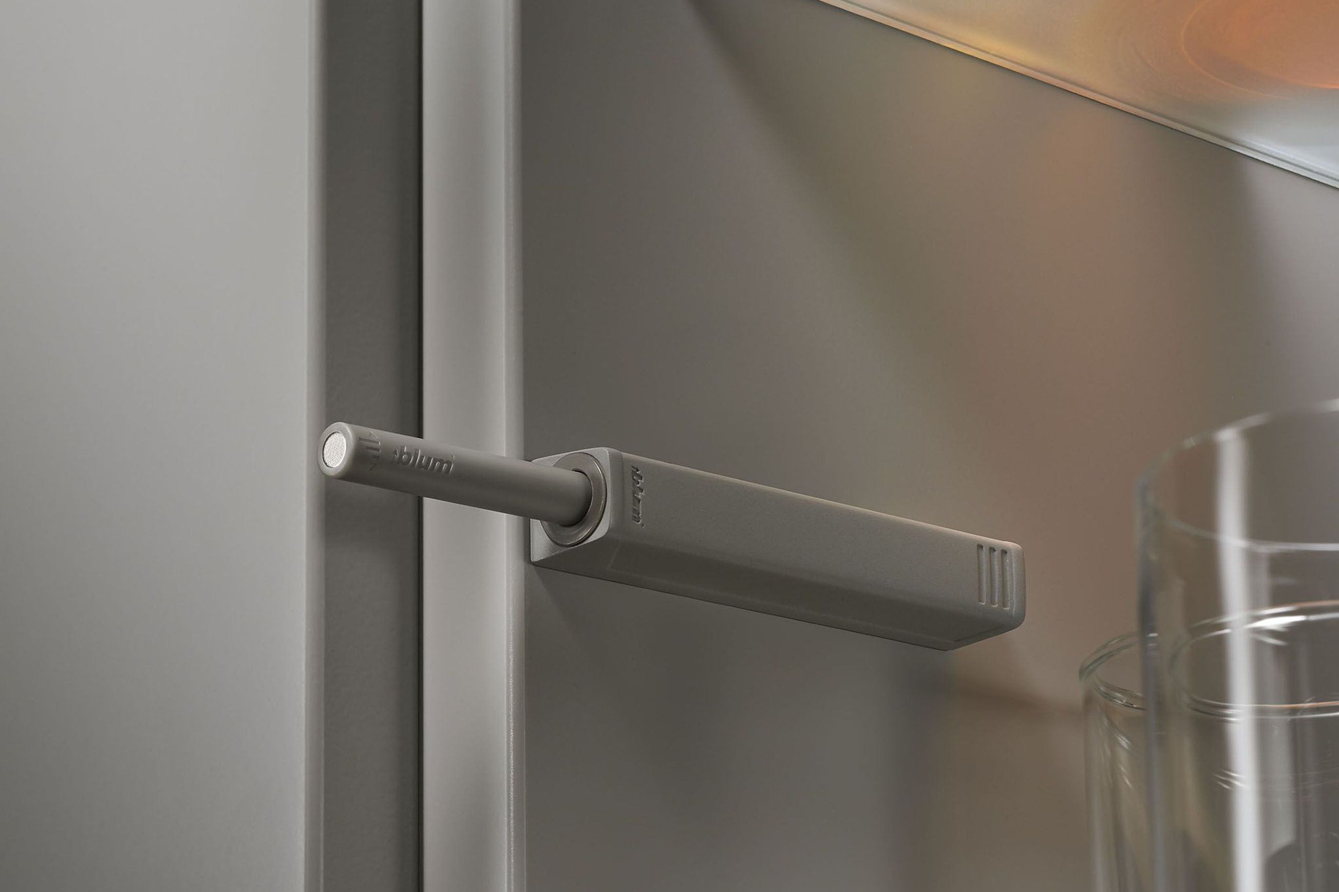 CLIP top - Hinge System