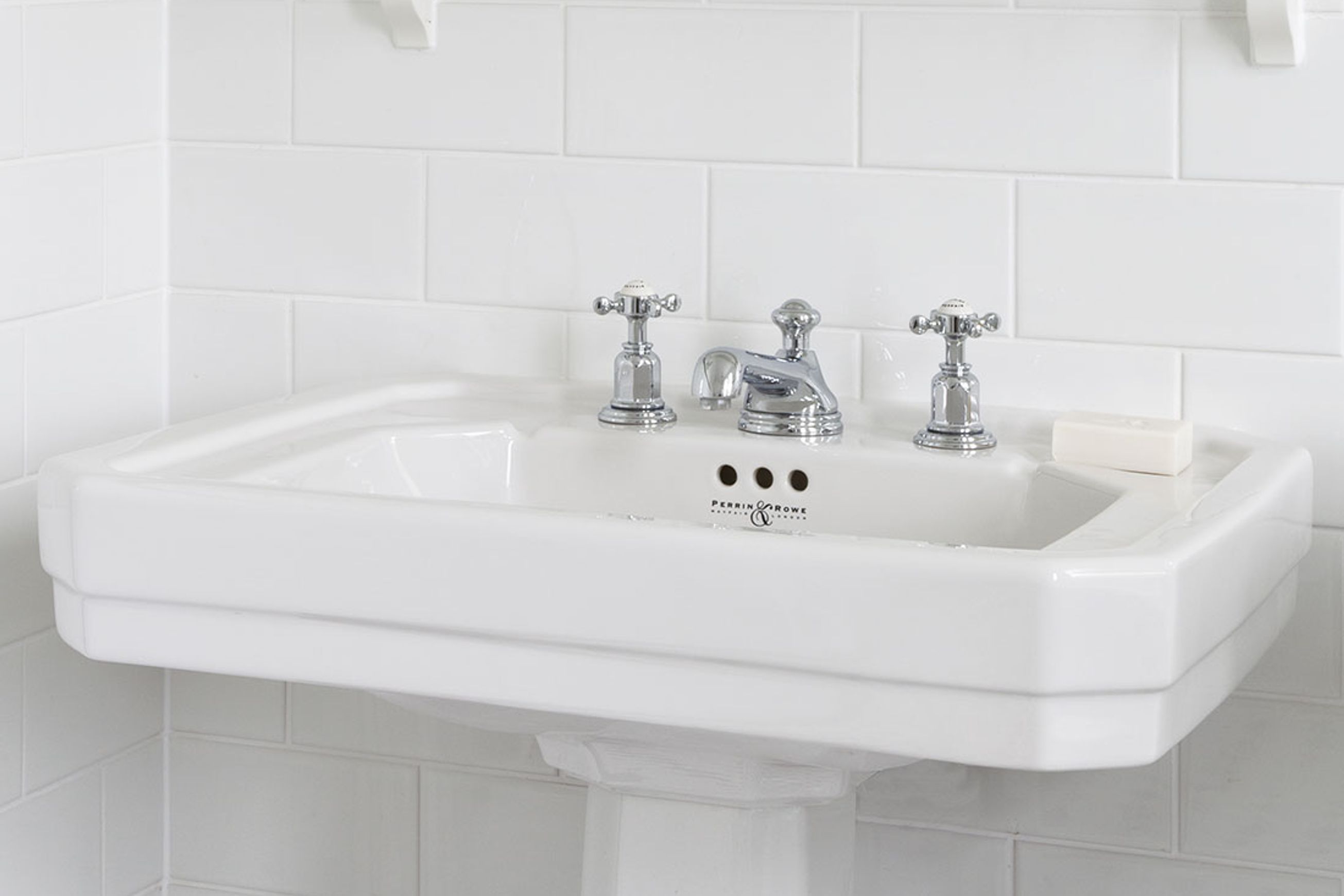 Perrin & Rowe Traditional Basin Set with Low spout
