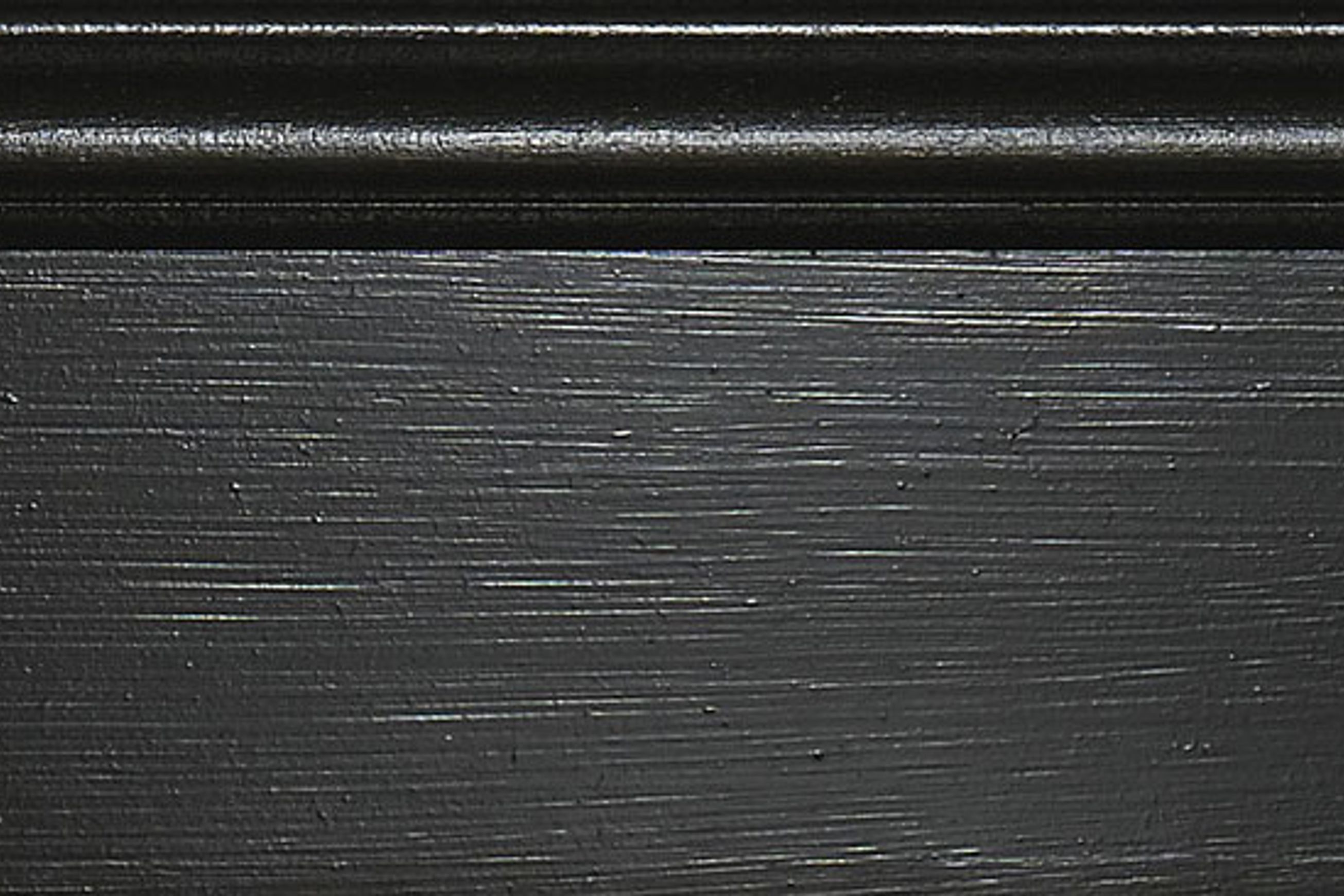 Aqua Gloss Enamel Paint: a water based acrylic enamel with a super shiny extremely hard-wearing gloss finish