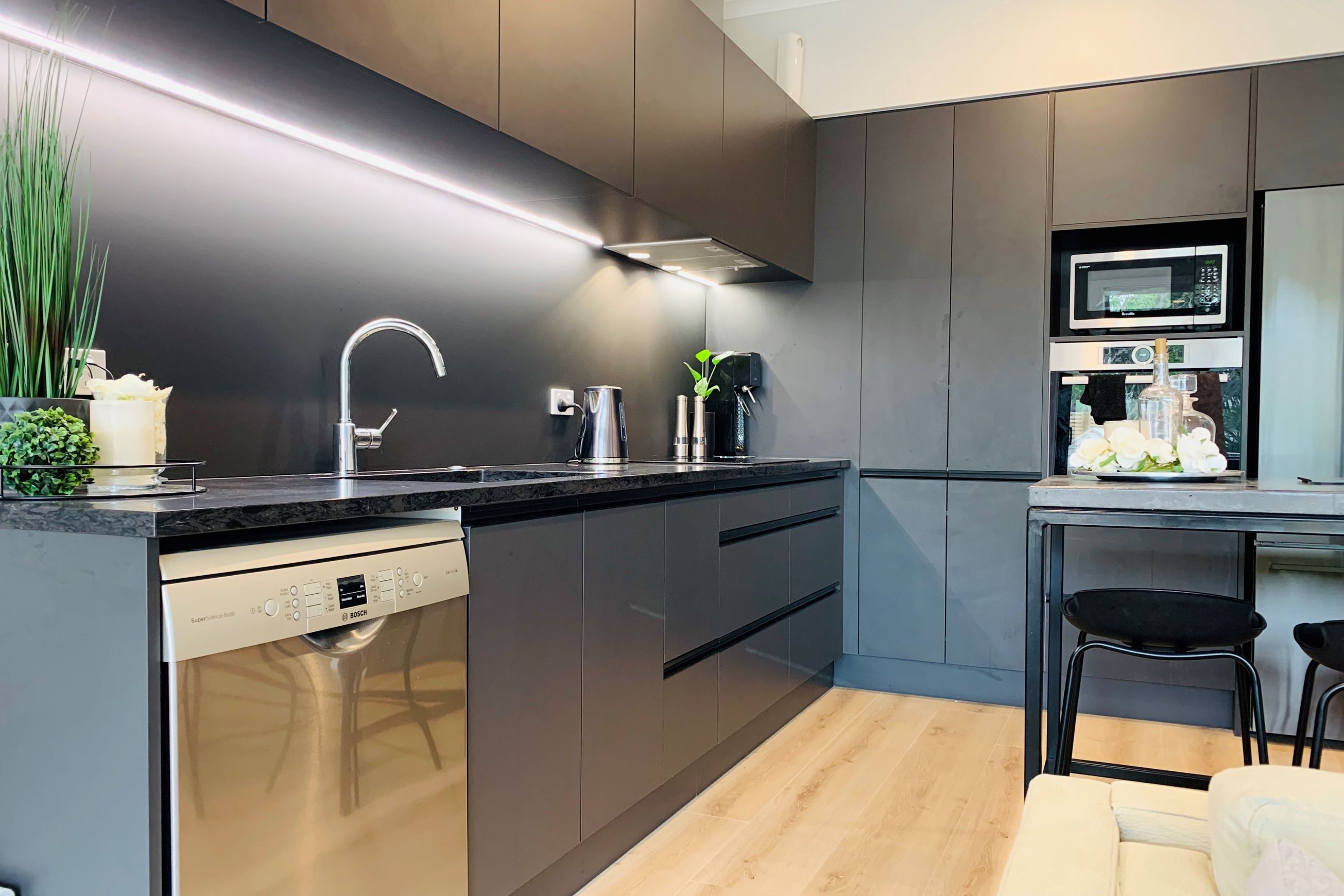 Haynes Glass Matte Colour Glass Splashbacks