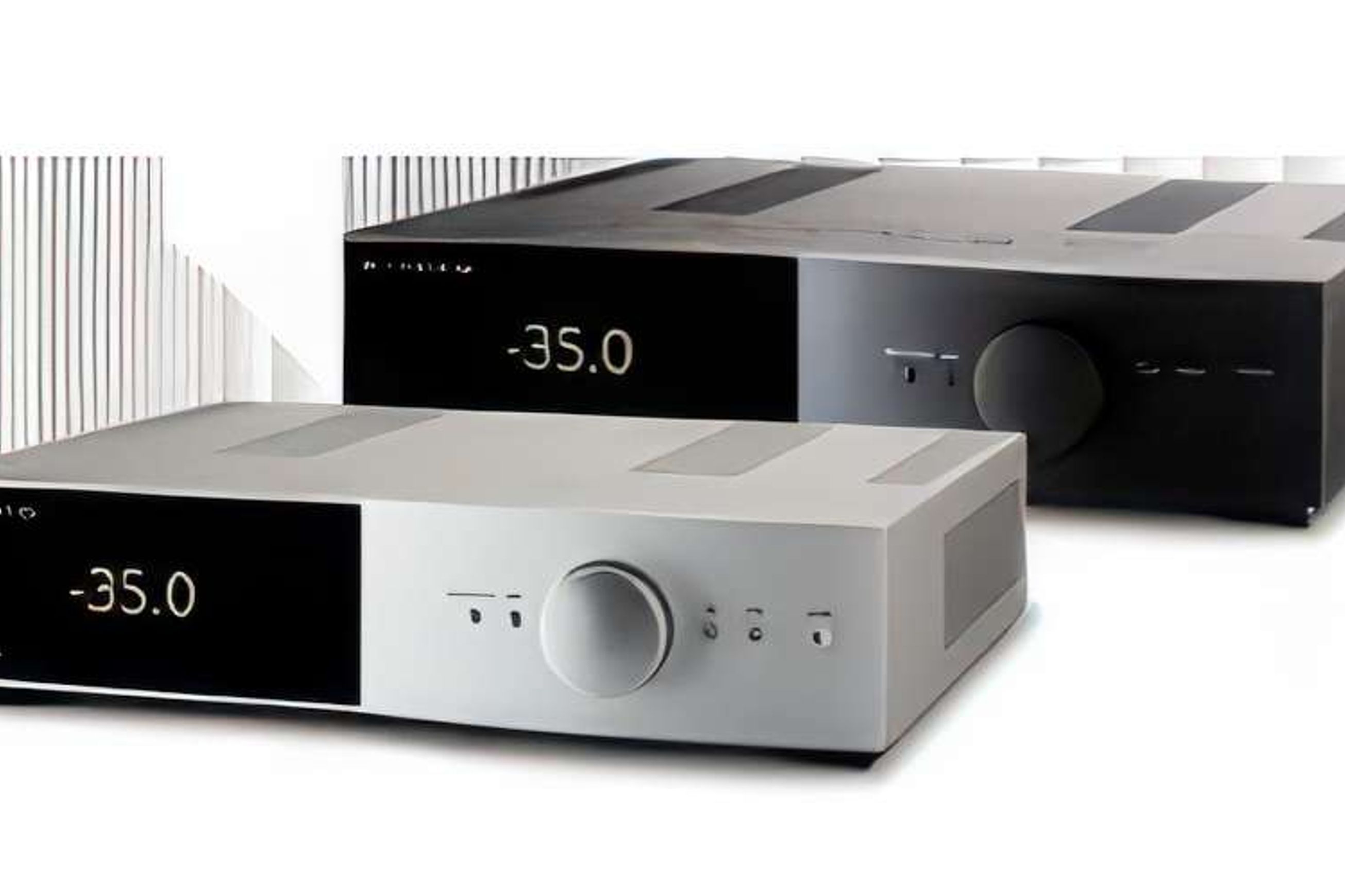 Anthem Pre Amplifier STR Black