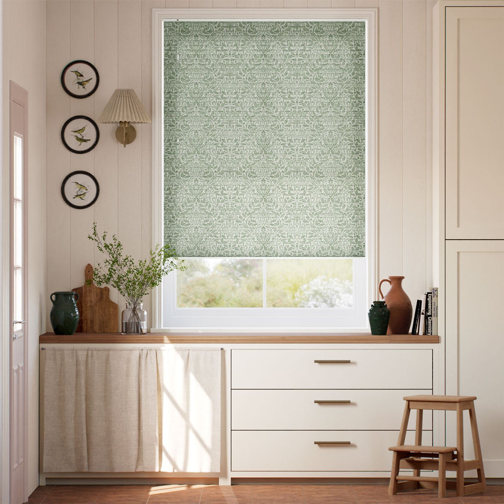 William Morris Acorn Leaf | Honeycomb Blind