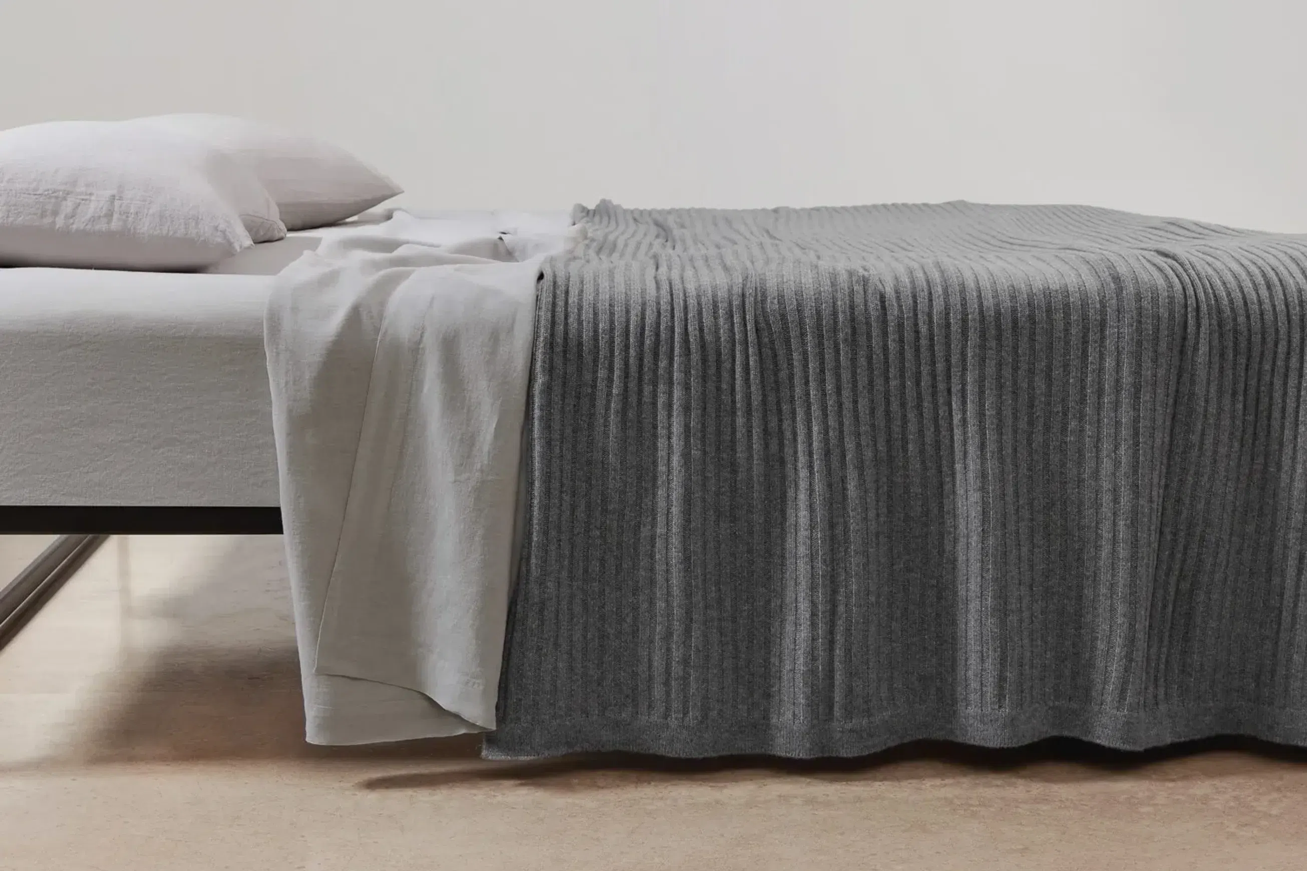 Wide Rib Italian Cashmere Blankets