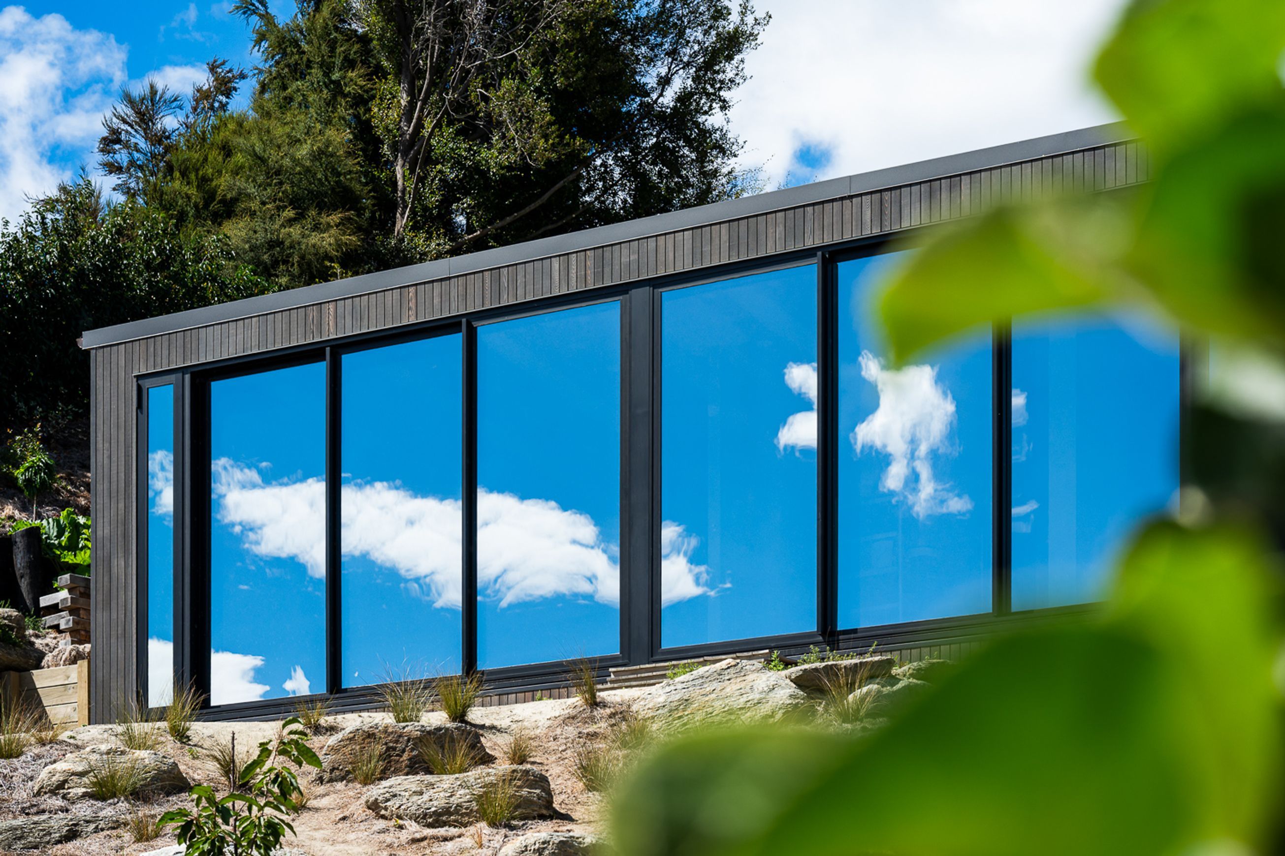 Low E SunX™ Reflect - Solar Control Thermal Glass