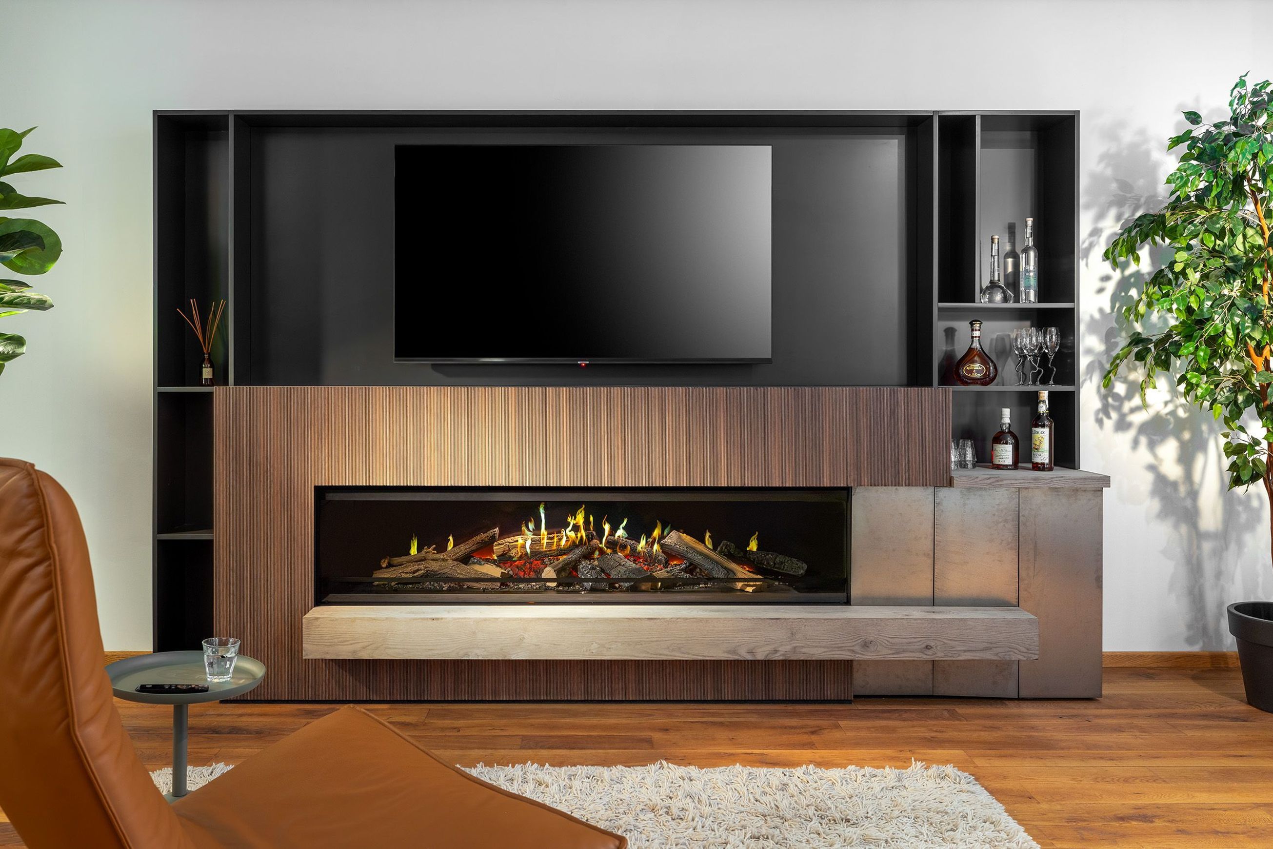 E-One 190 F - Single Sided Electric Fireplace