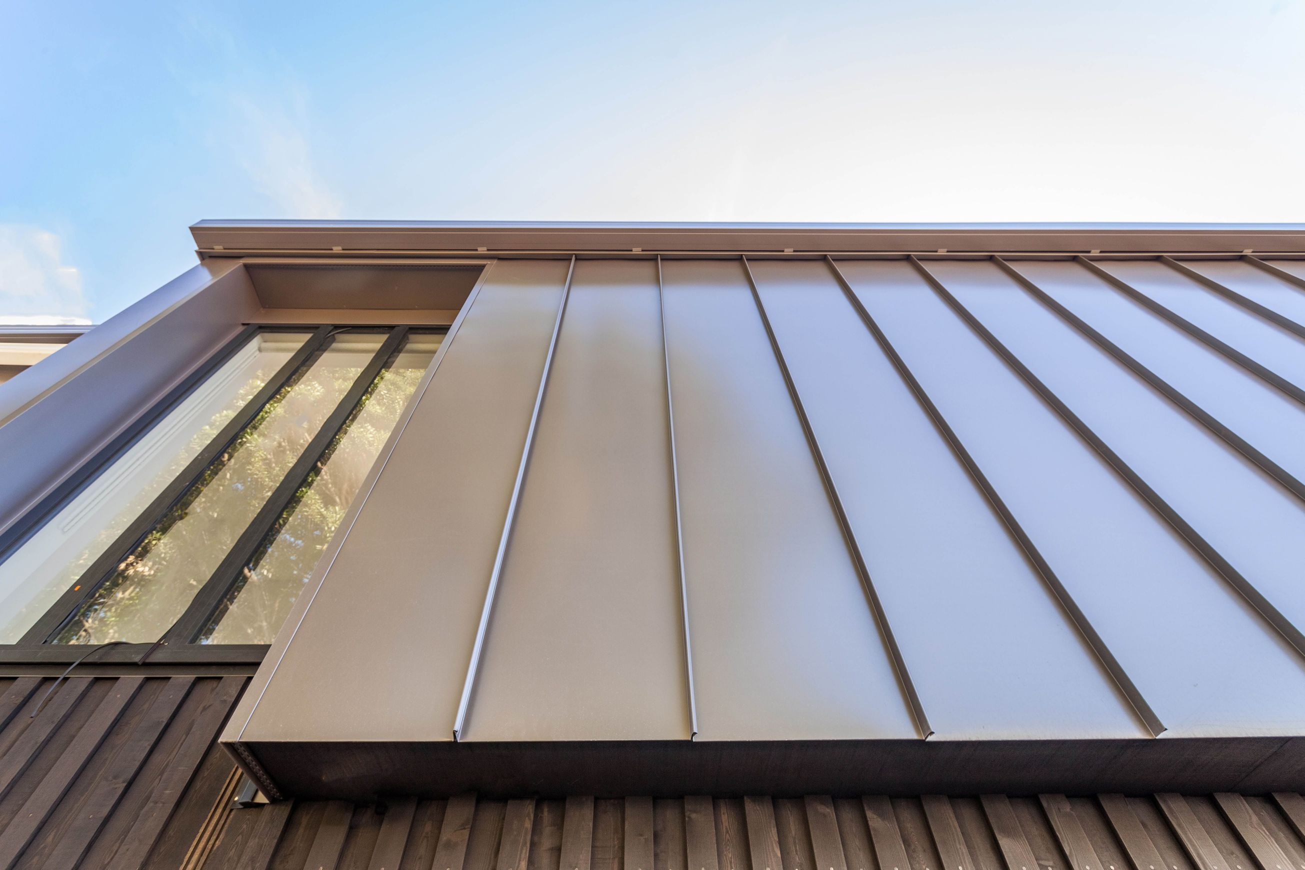 Smart Tray Lock Seam Cladding