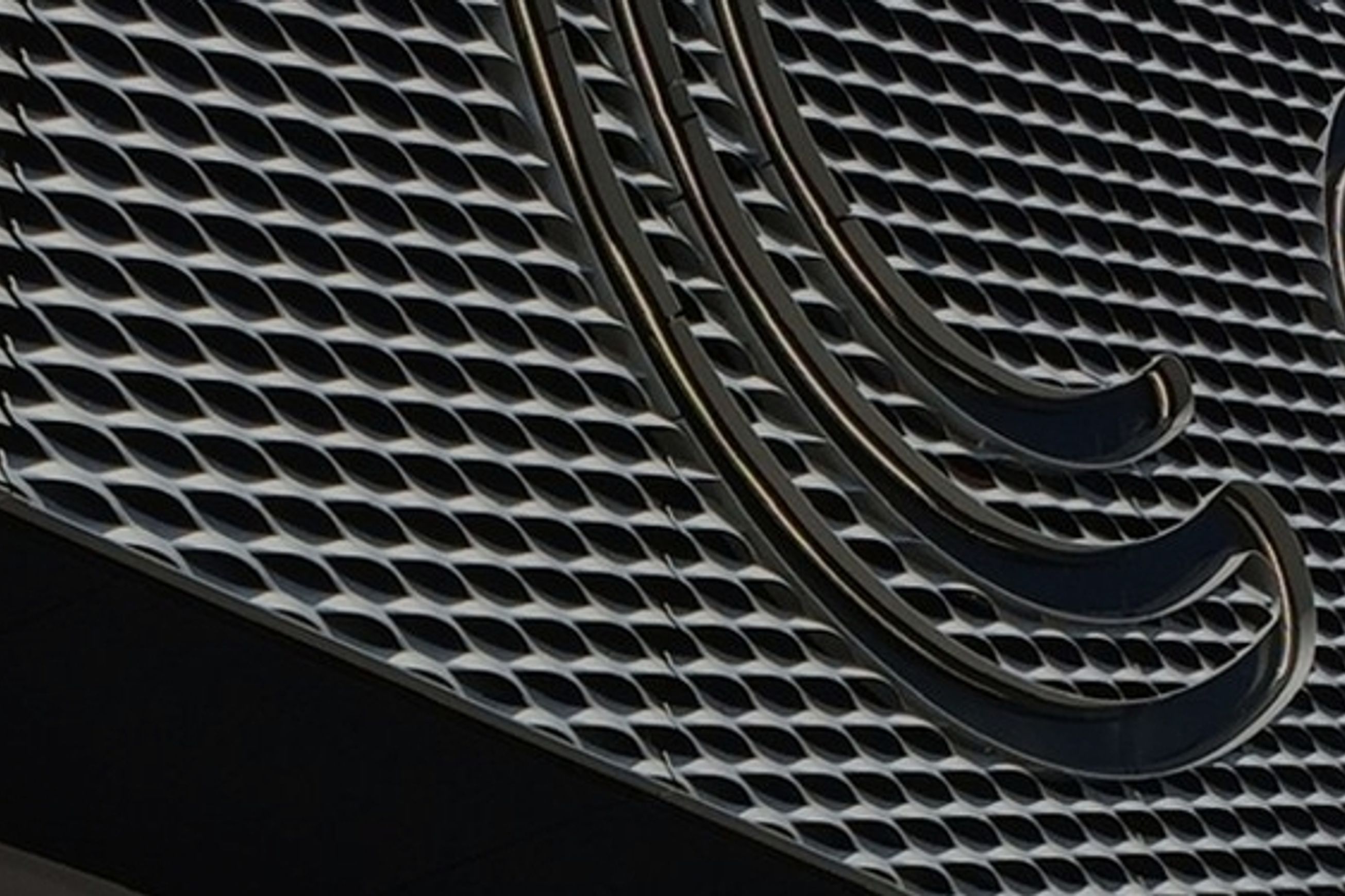 Systea Systems | Exterior Holding Tracks