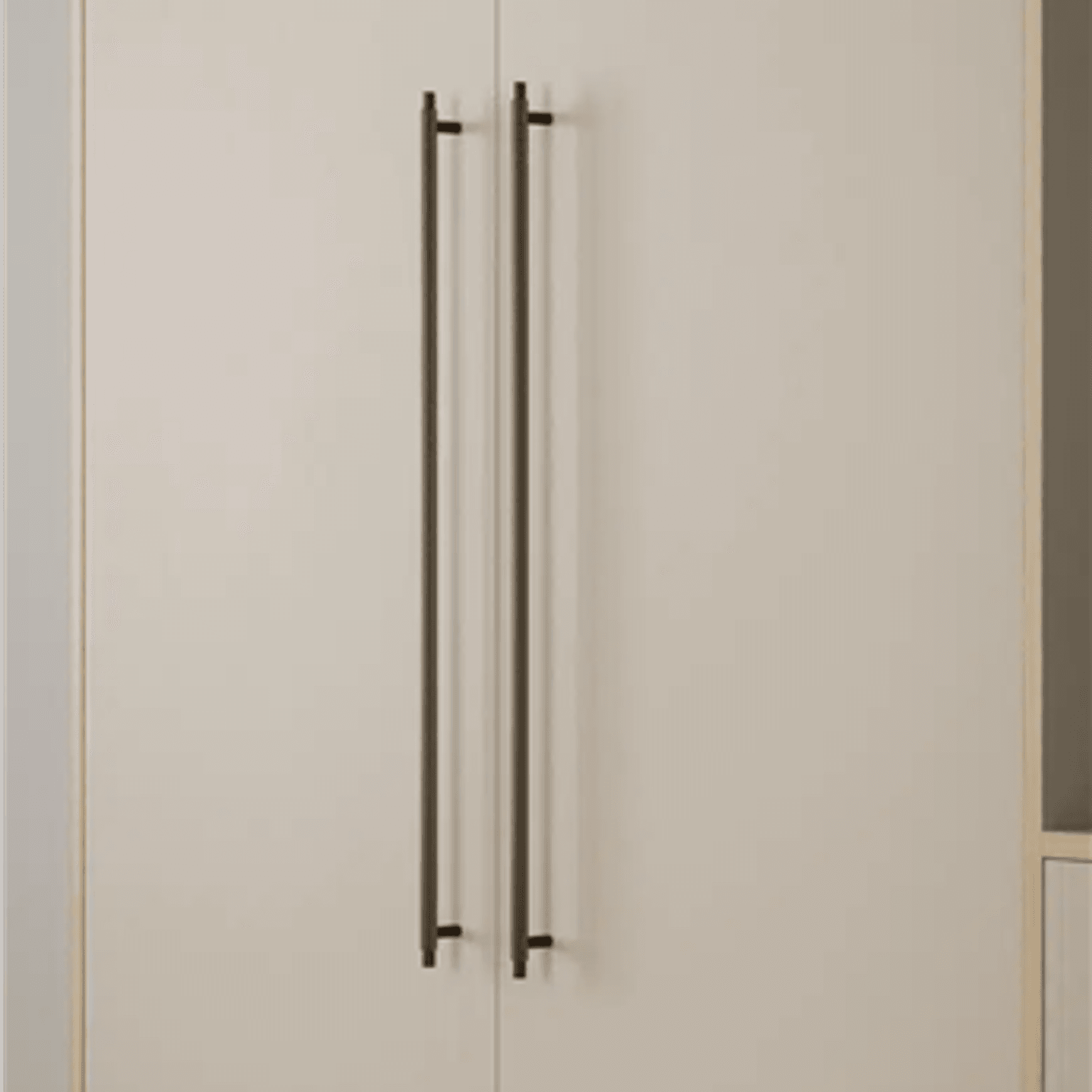 Furnipart Manor Long 640mm Matt Bronze