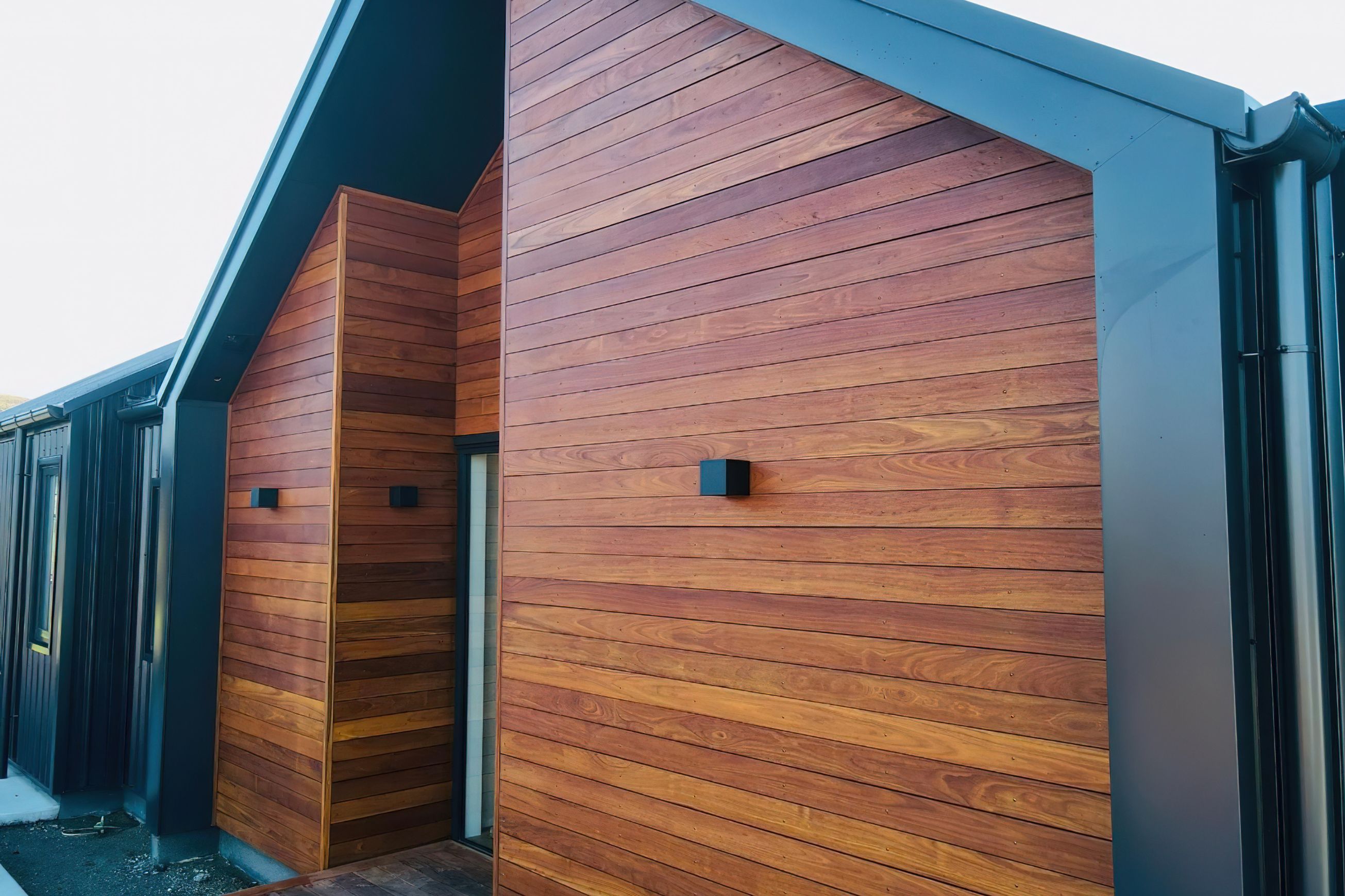 Horizontal Cladding