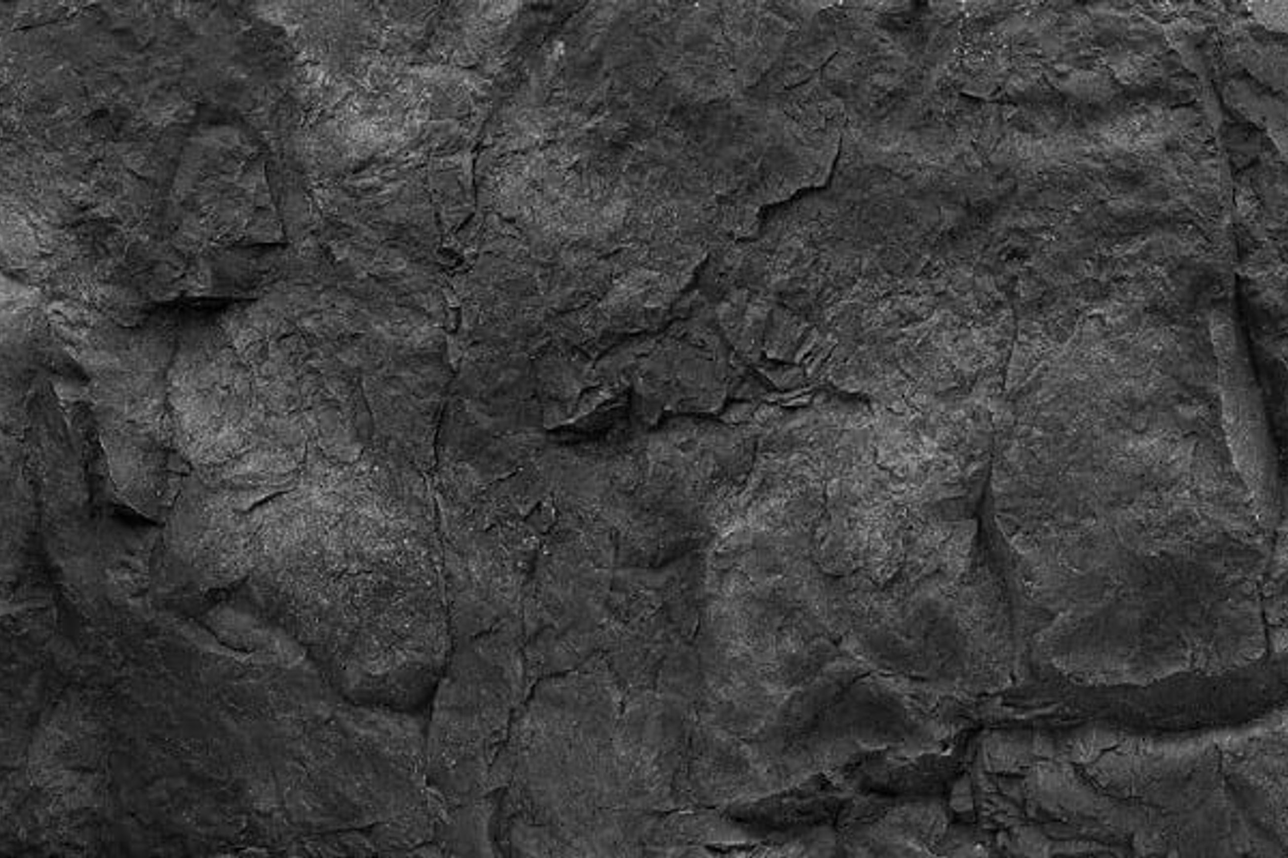 Rock Wall Panels by Muros | Black Rugged Stone Look