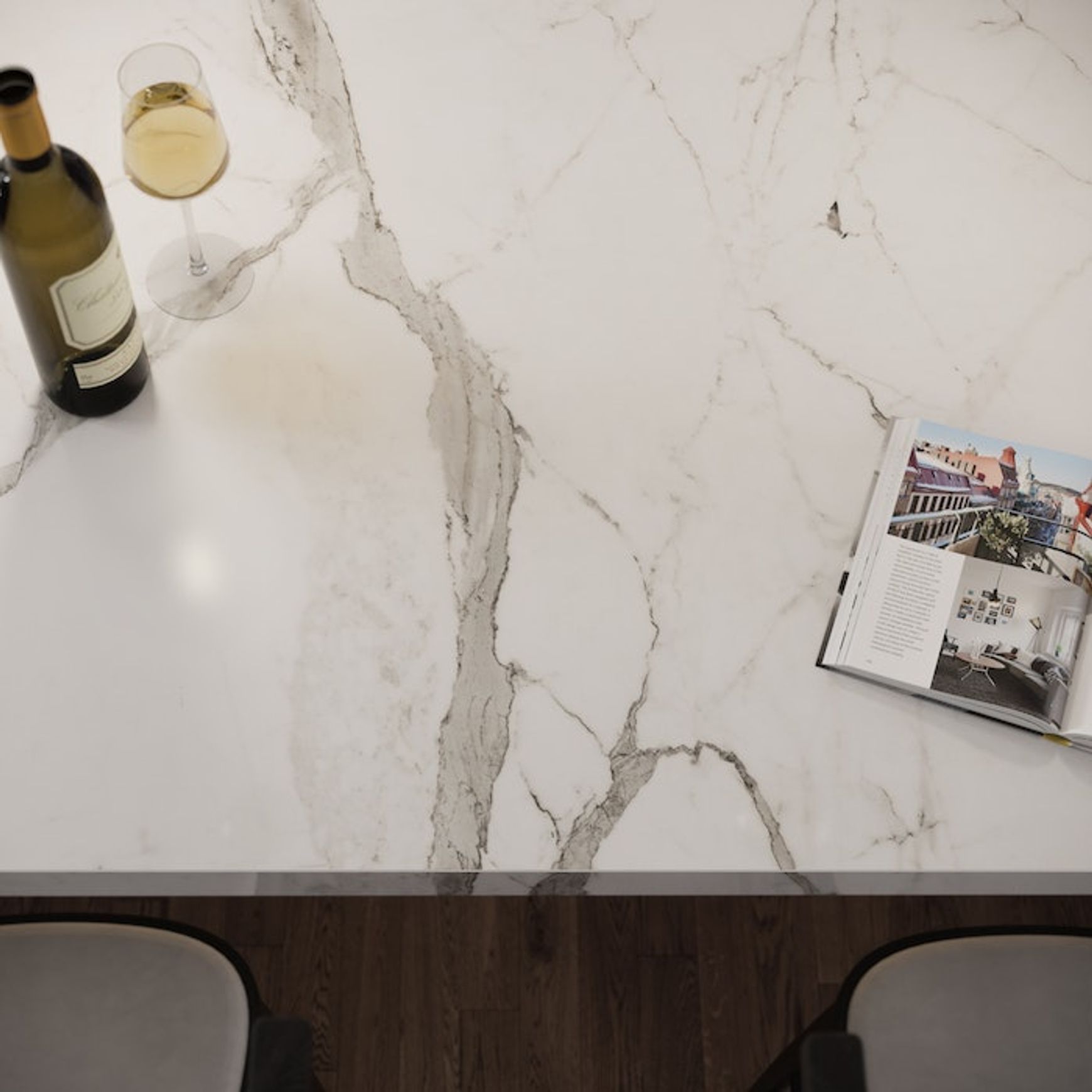 Dekton, Daze