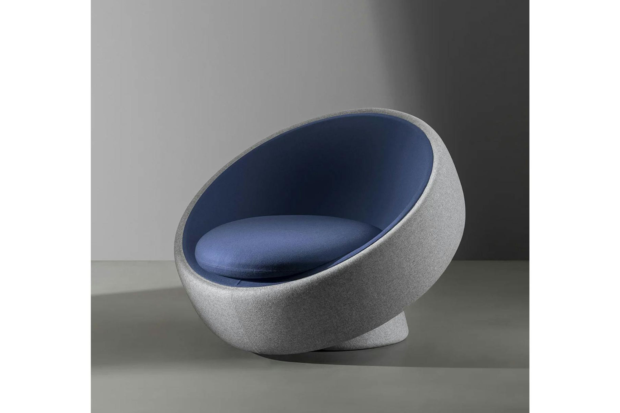 Globalove Armchair