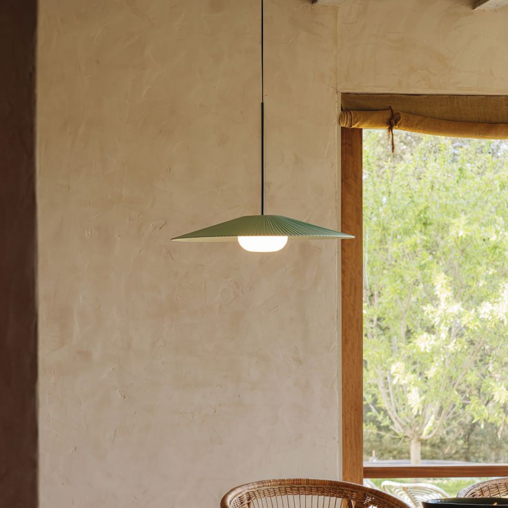 Arctic Circle 55cm Pendant