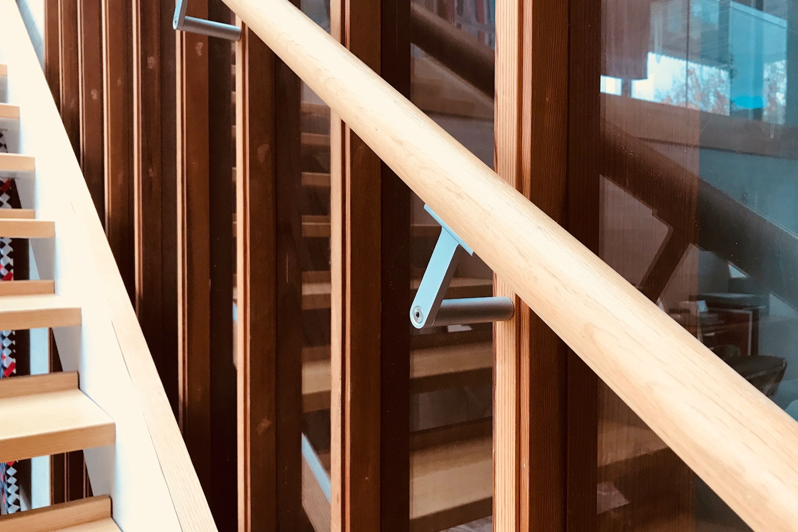 HB510 Stair Rail Bracket for Handrails
