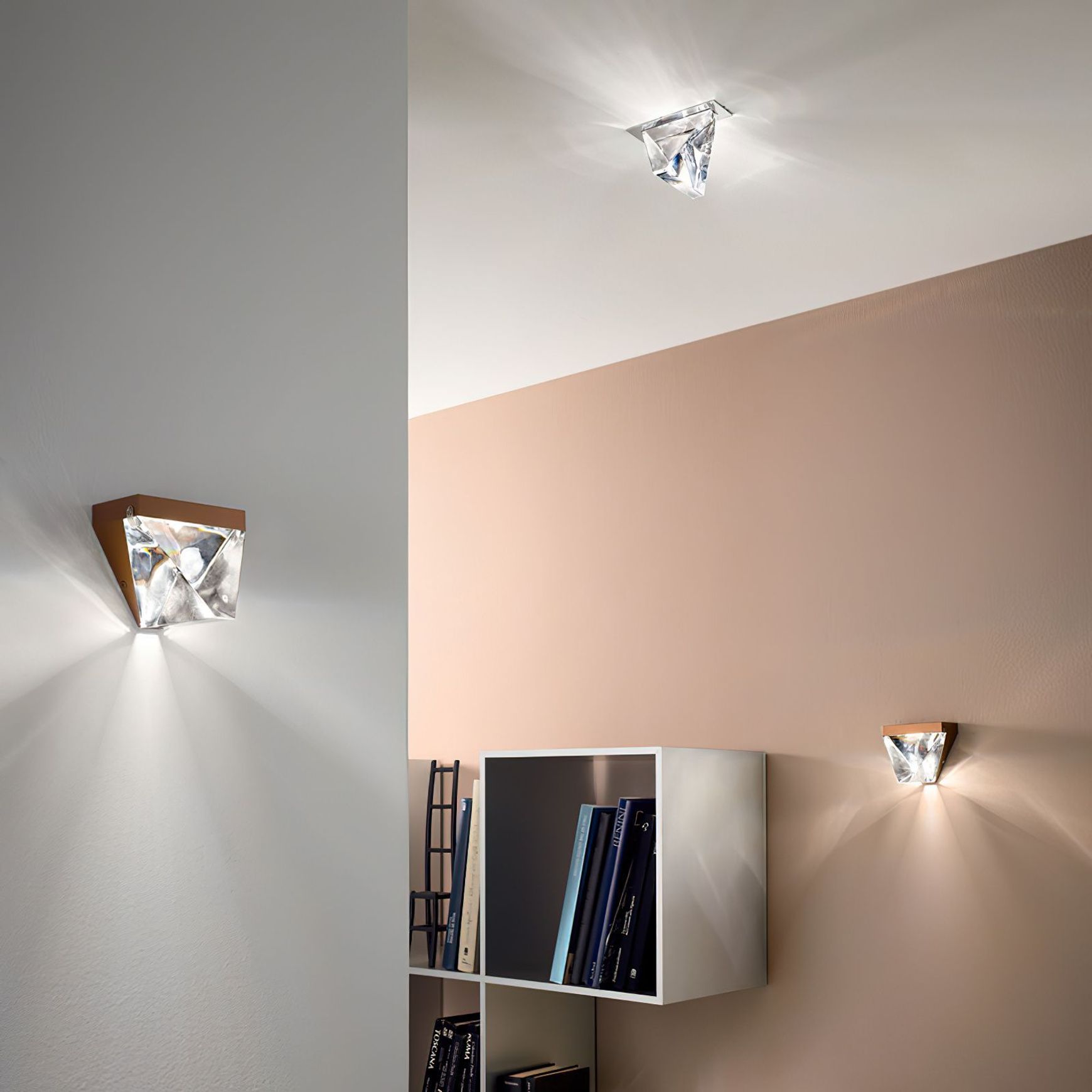 Tripla Wall Light F41