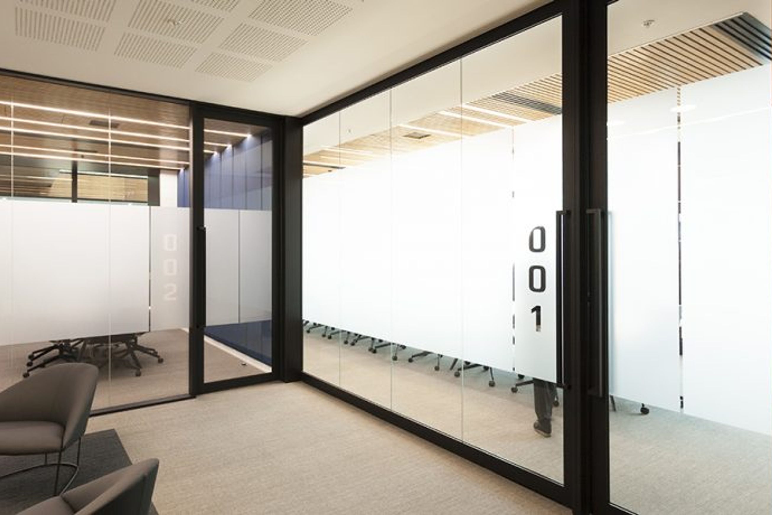 A Series 105 Aluminium Partition System