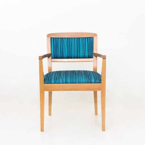 Cura Chair