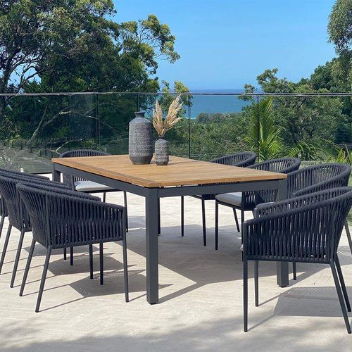 Barcelona Outdoor Table with 8 Gizella Chairs