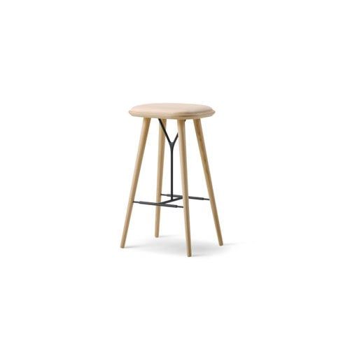 Spine Wood Stool Oak by Fredericia