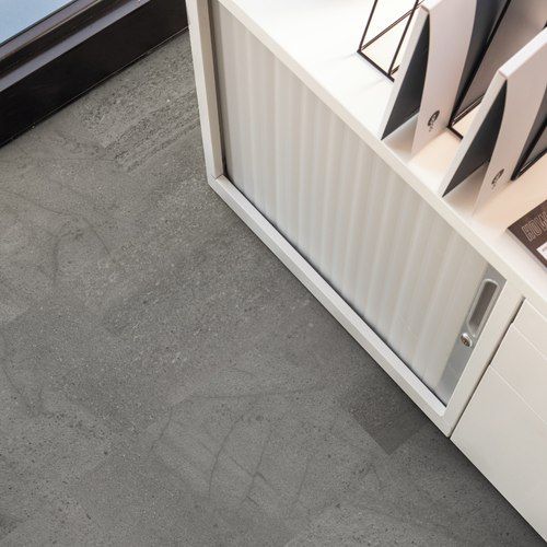 Honed Charcoal Slate Flooring