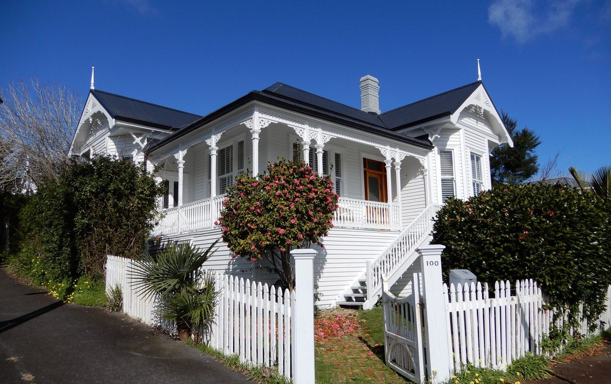 Grey Lynn Villa - Colorsteel Dridex Roof Replacement