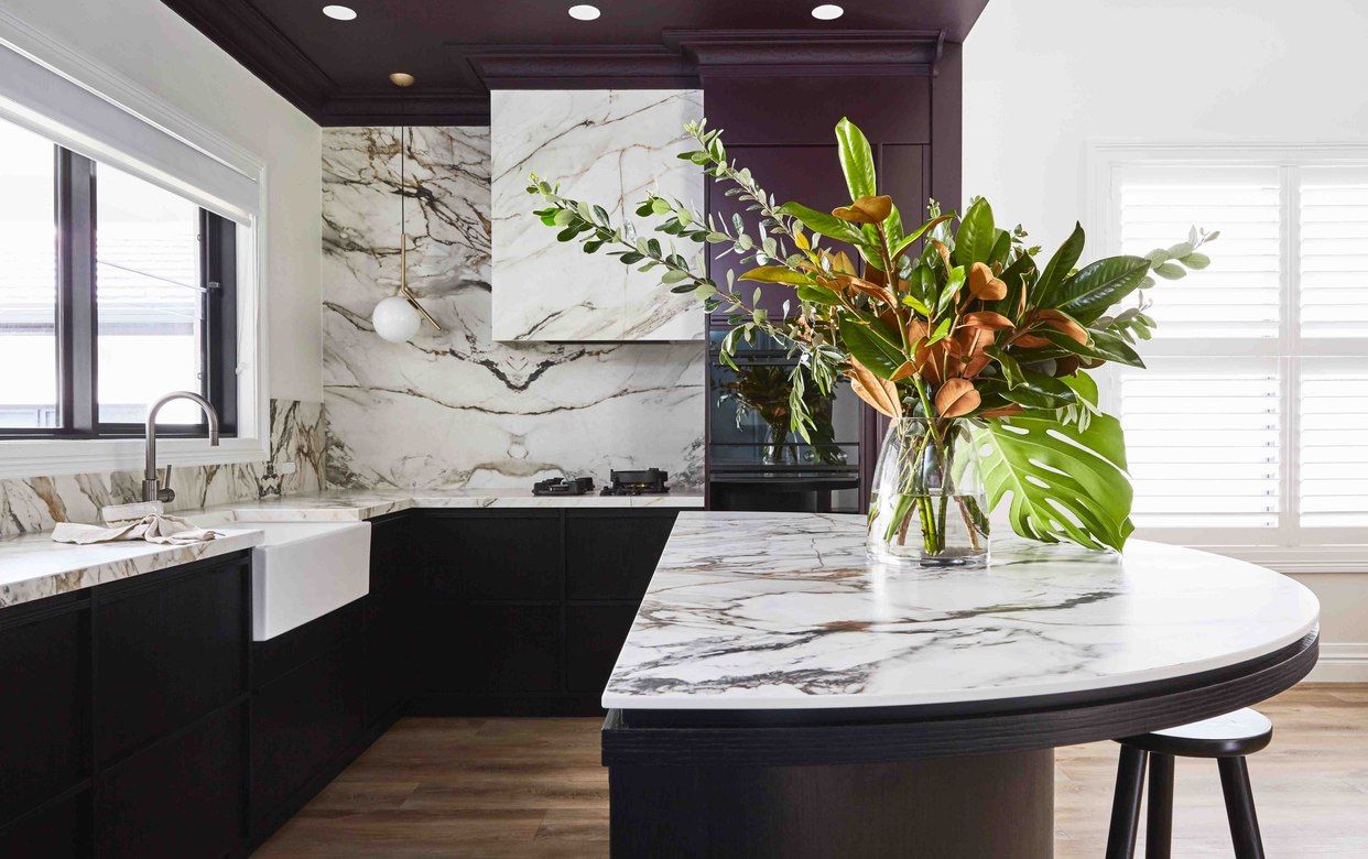 Organic beauty for a sophisticated kitchen