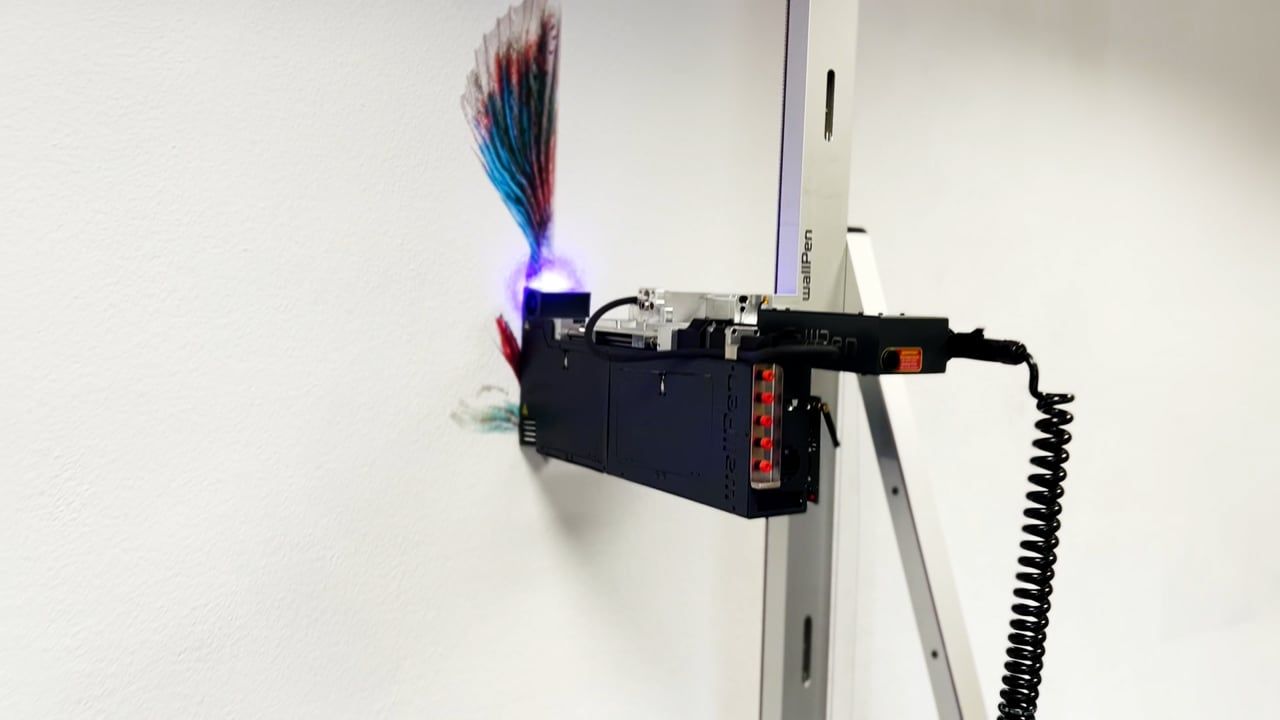 Wall printer in action