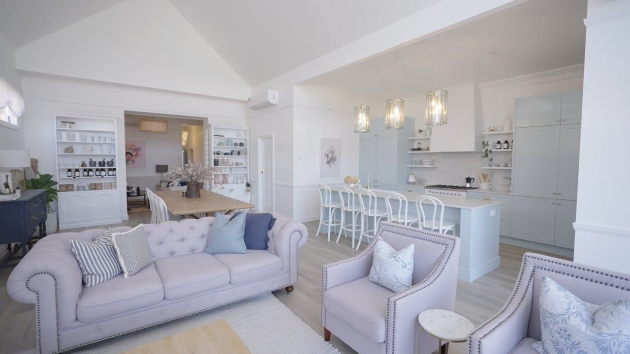 Momo Inspirations - Naomi Findlay Design video