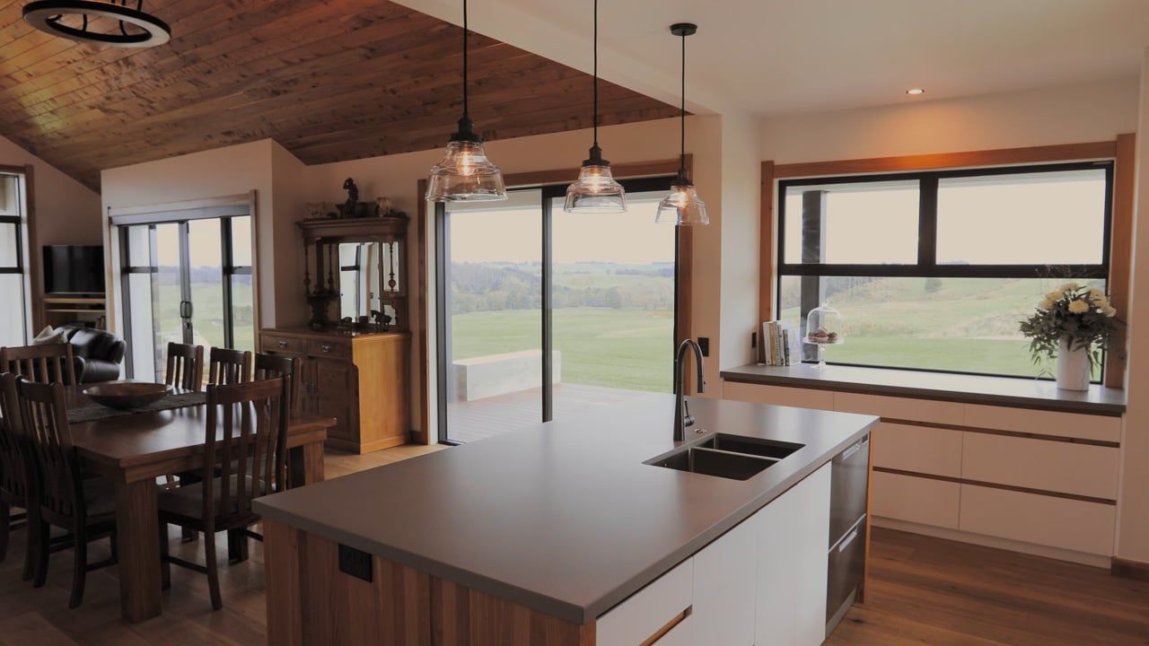 Macrocarpa Masterpiece video