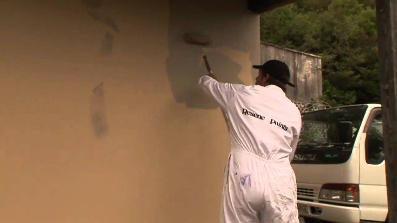 How to apply Resene X-200 membrane to plaster for a weathertight finish