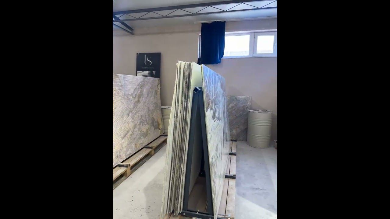 Cross Cut Travertine & Showroom