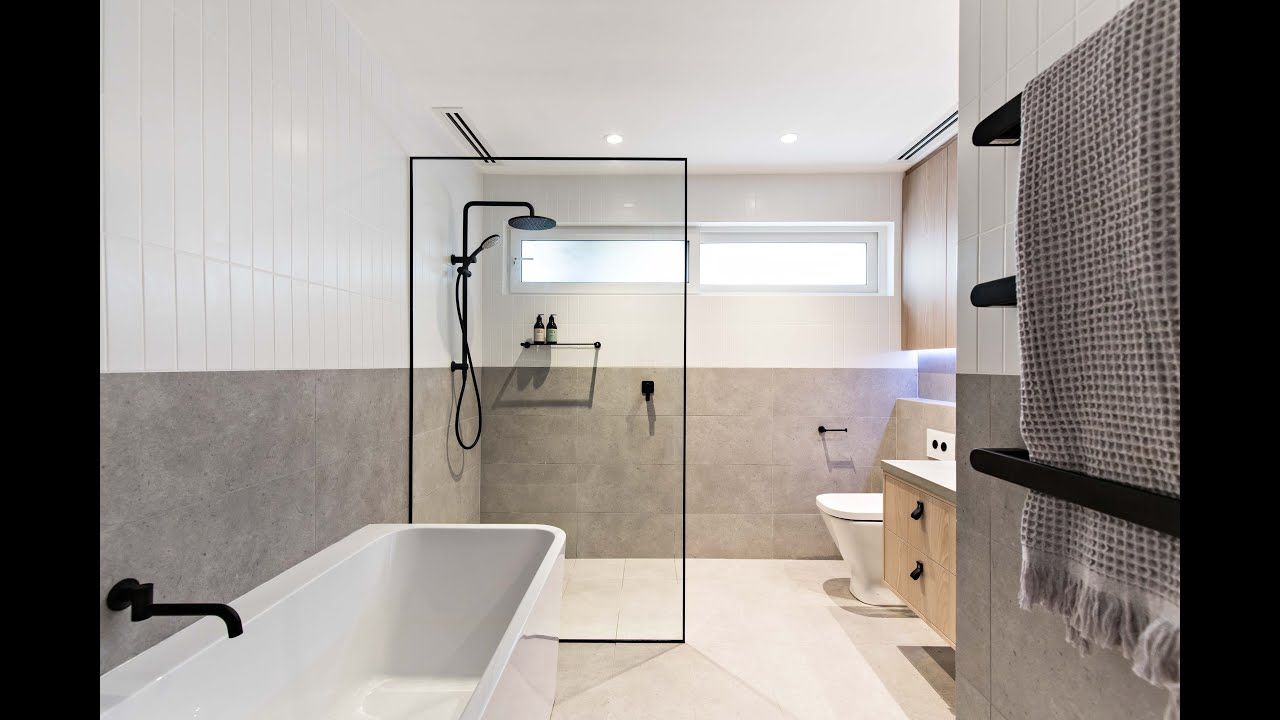 Broadridge Residence: Main Bathroom Transformation