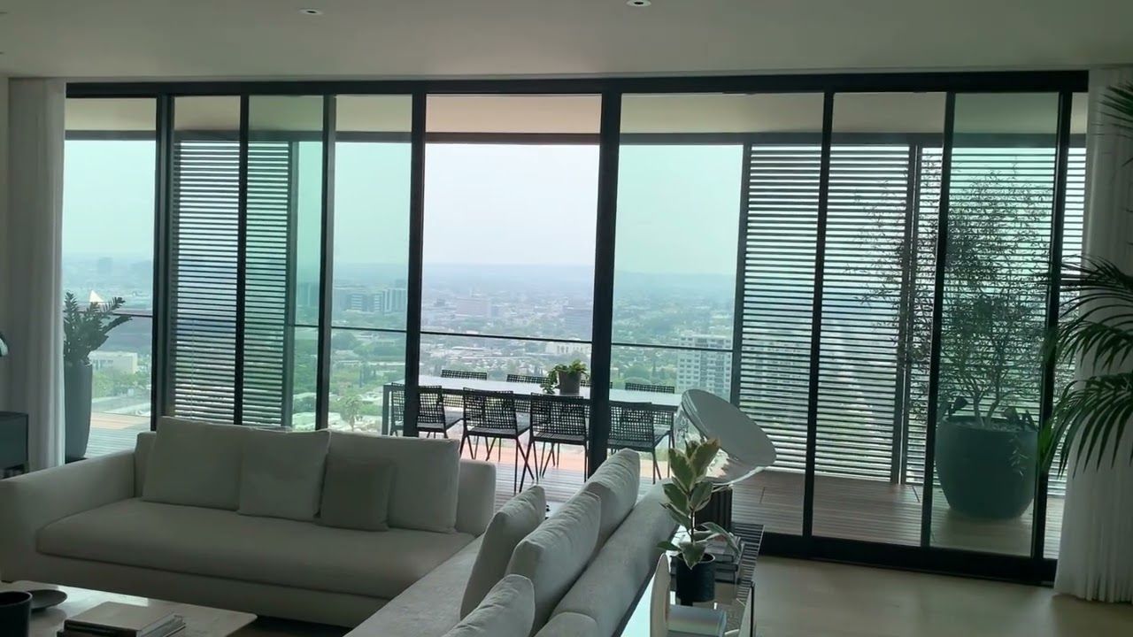Simply speak. Doors respond. Experience the luxury of voice-activated motion where every entrance is effortless, refined and unmistakably Airla.