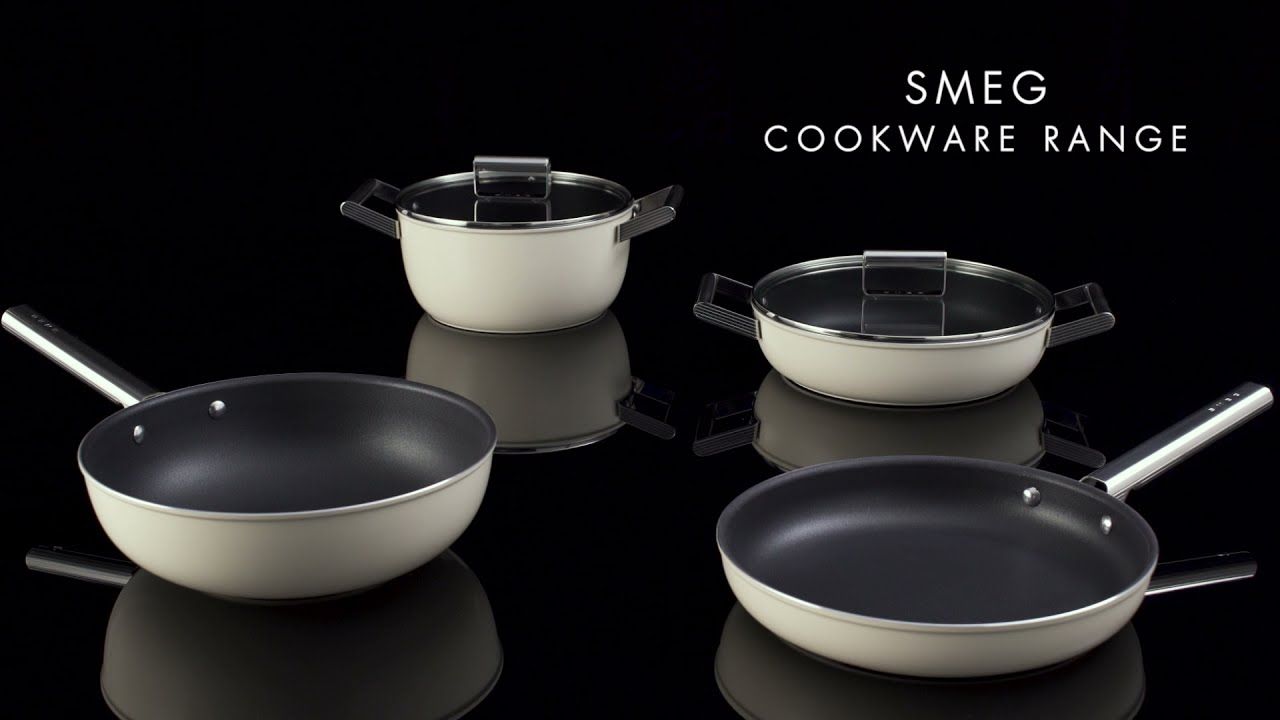 Smeg cookware range