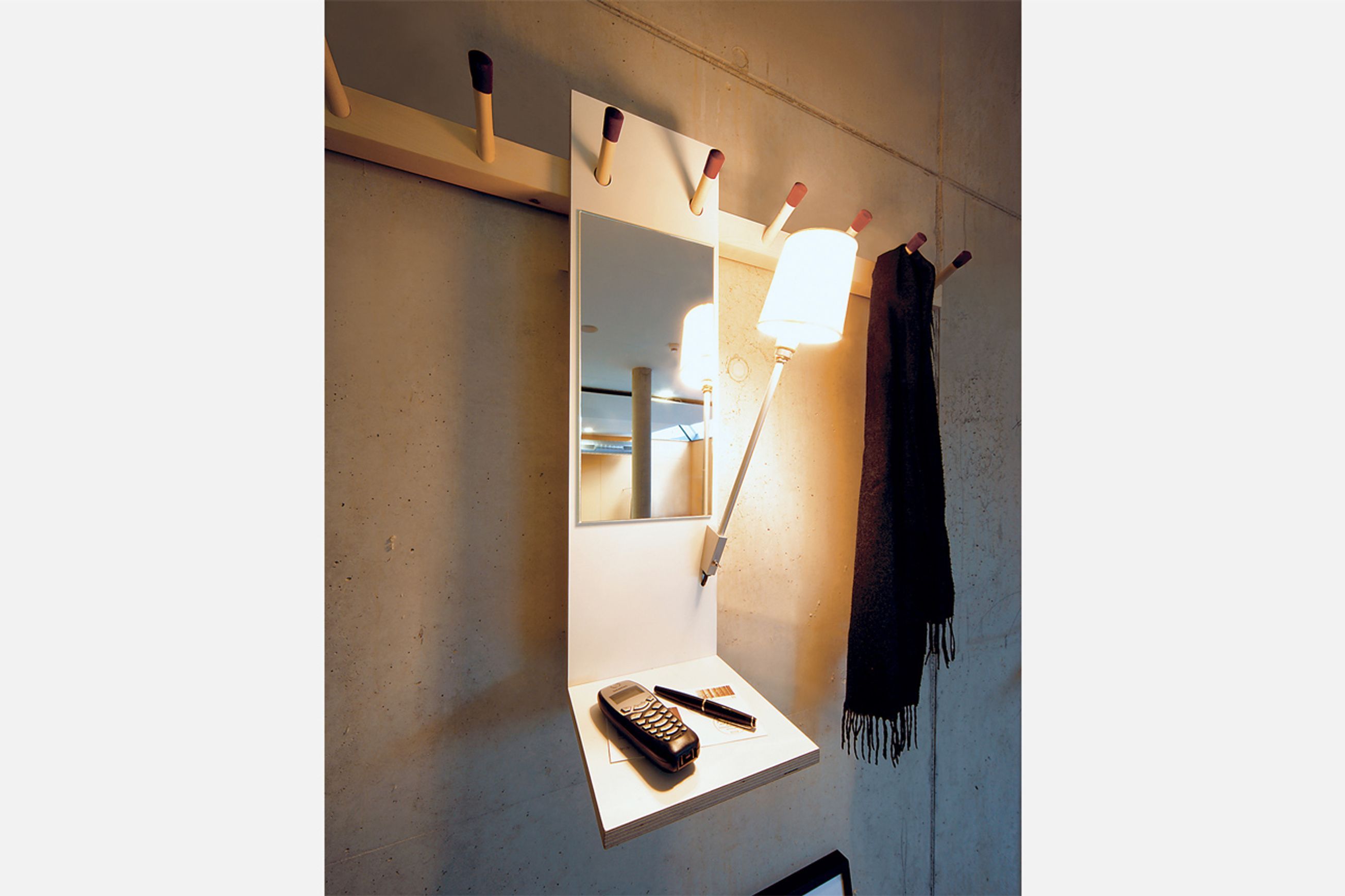RECHENBEISPIEL WALL HUNG Wardrobe