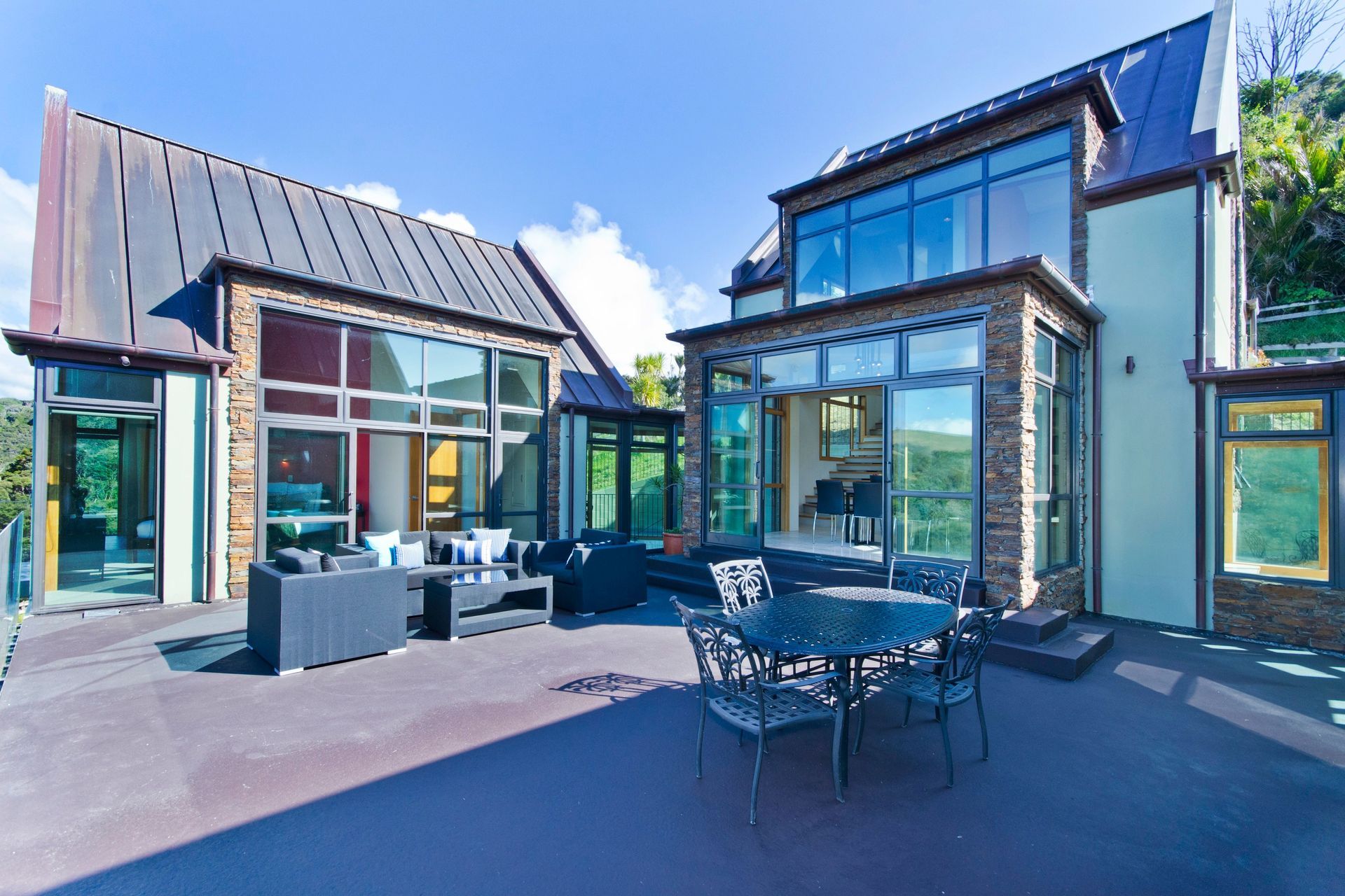 Waiwera Valley Lifestyle House