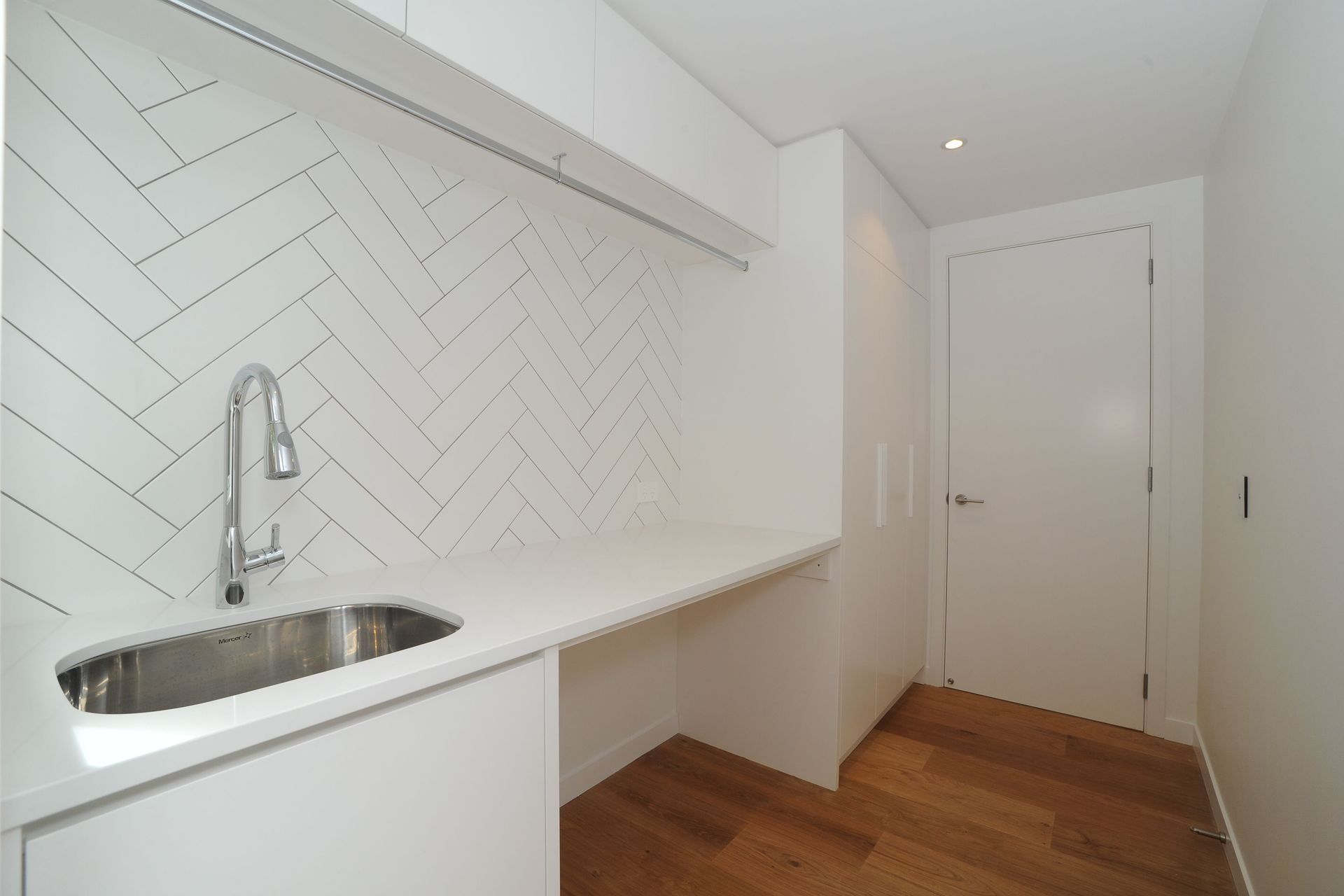 Stanley Point Stunner, Calliope Rd