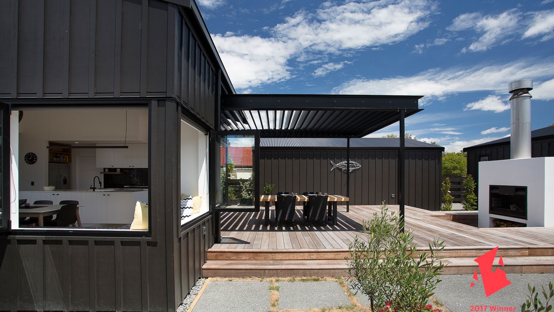 Leuschke-Kahn - Pauanui banner