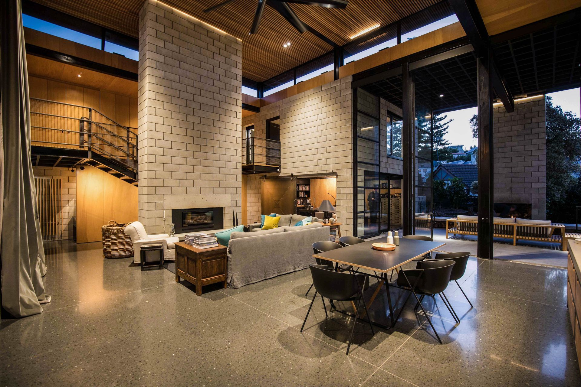 Auckland Feature House Davis Project