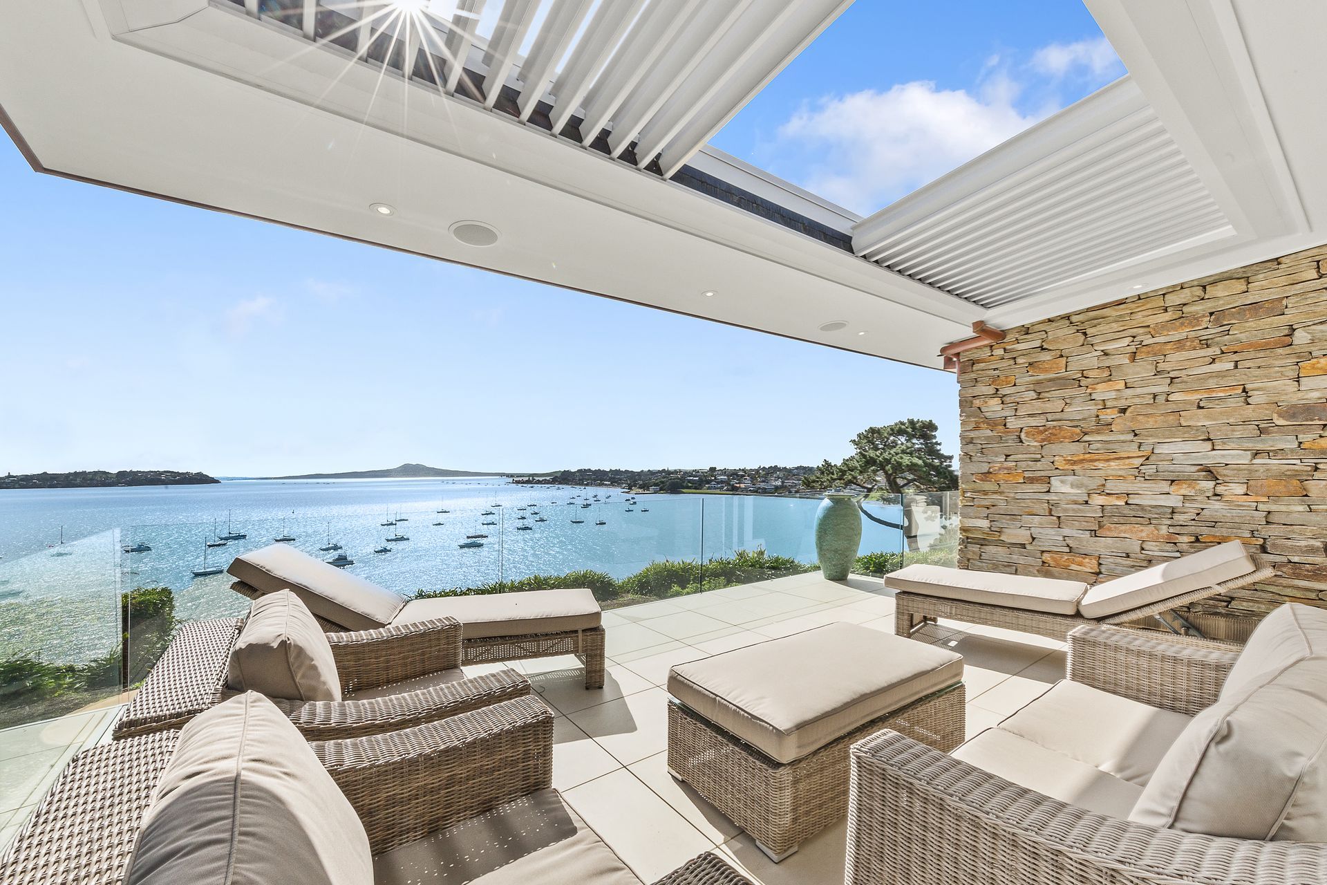 Takutai Ave, Half Moon Bay 