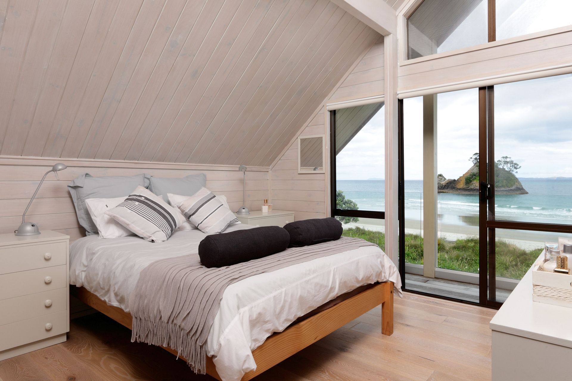 Whangapoa Beach House