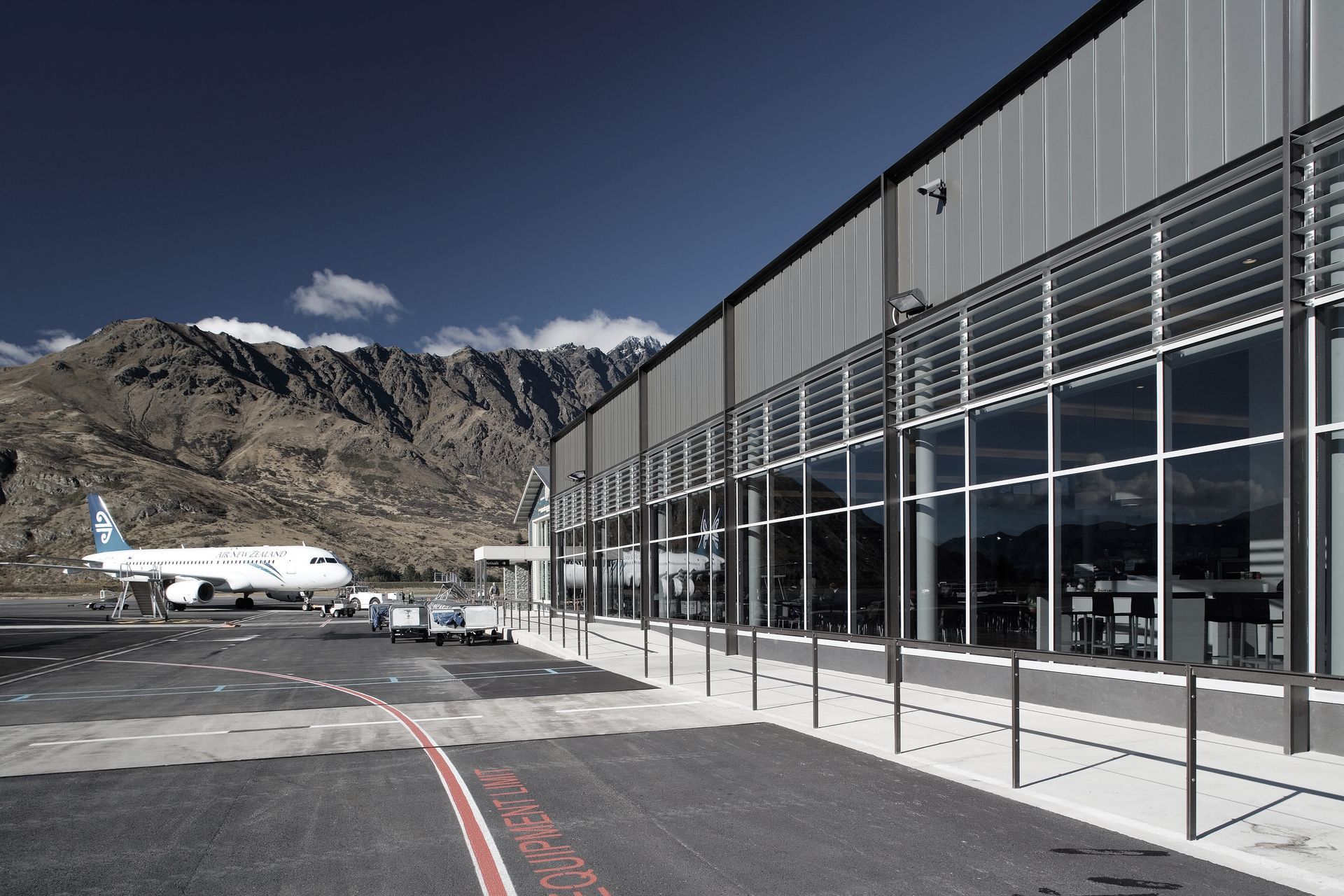 QUEENSTOWN INTERNATIONAL AIRPORT