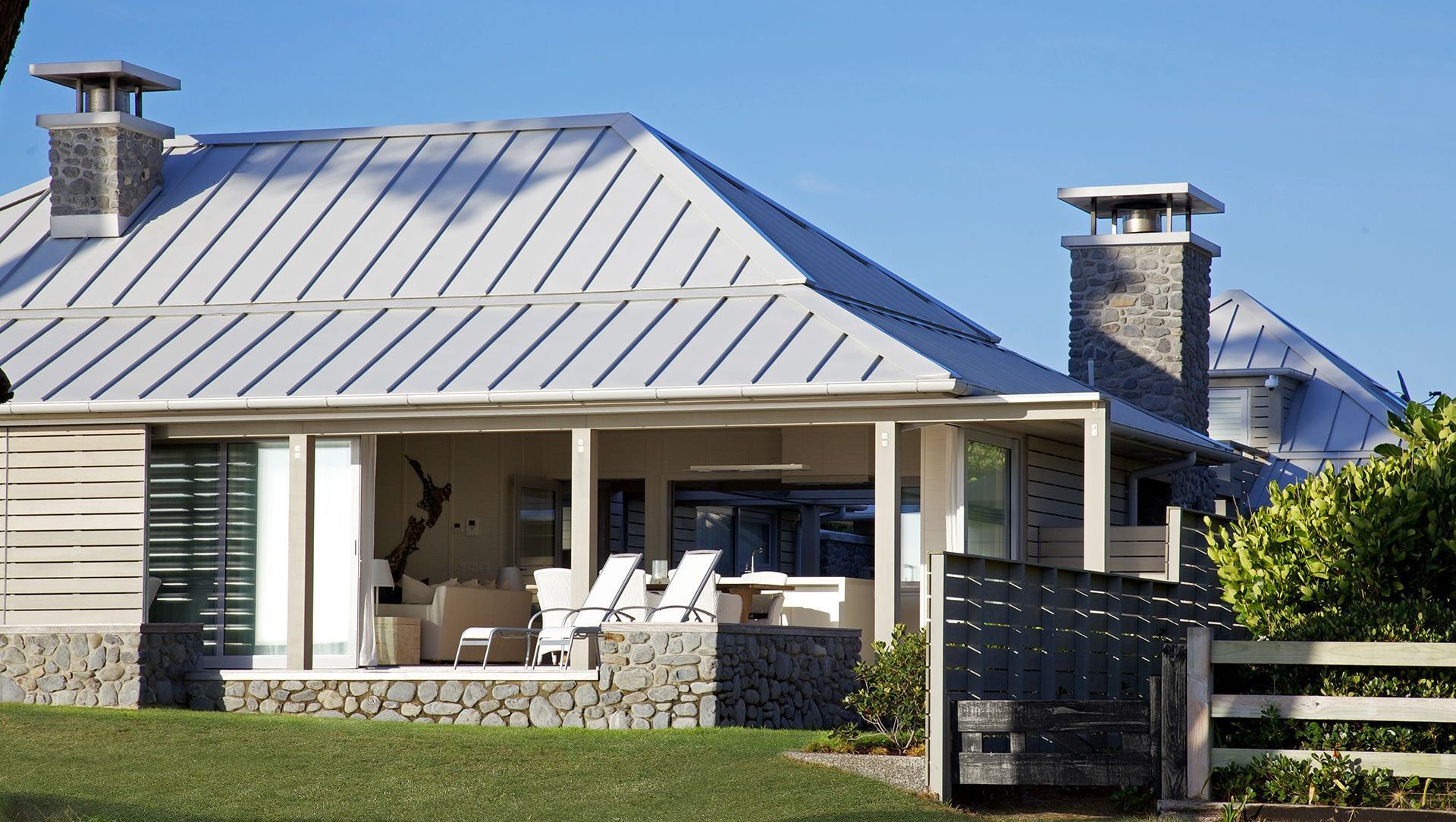 Coromandel Bach, 2012 banner