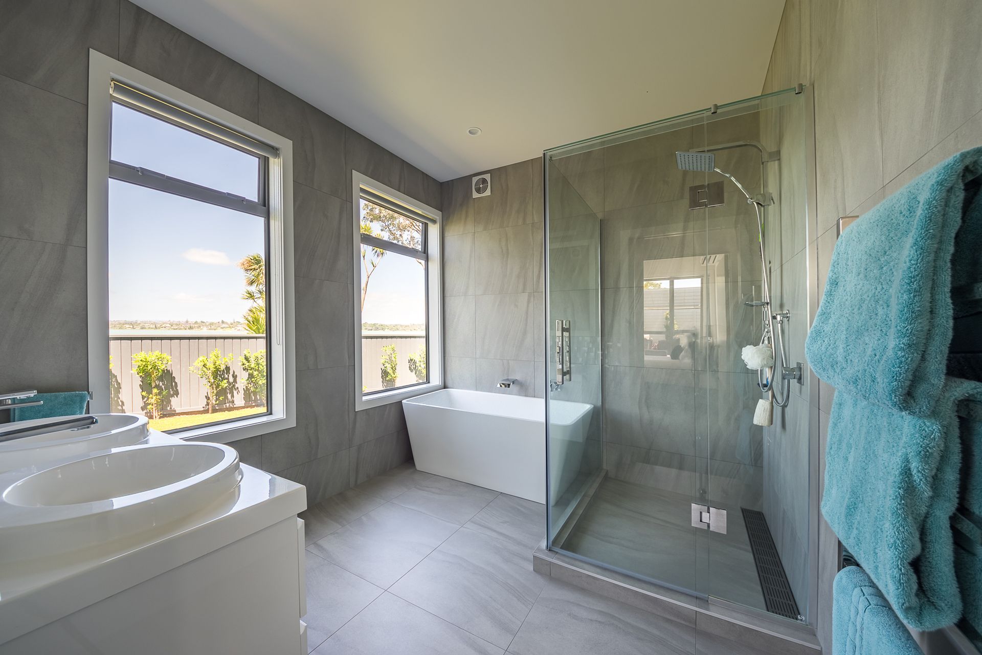 House by the sea in Auckland