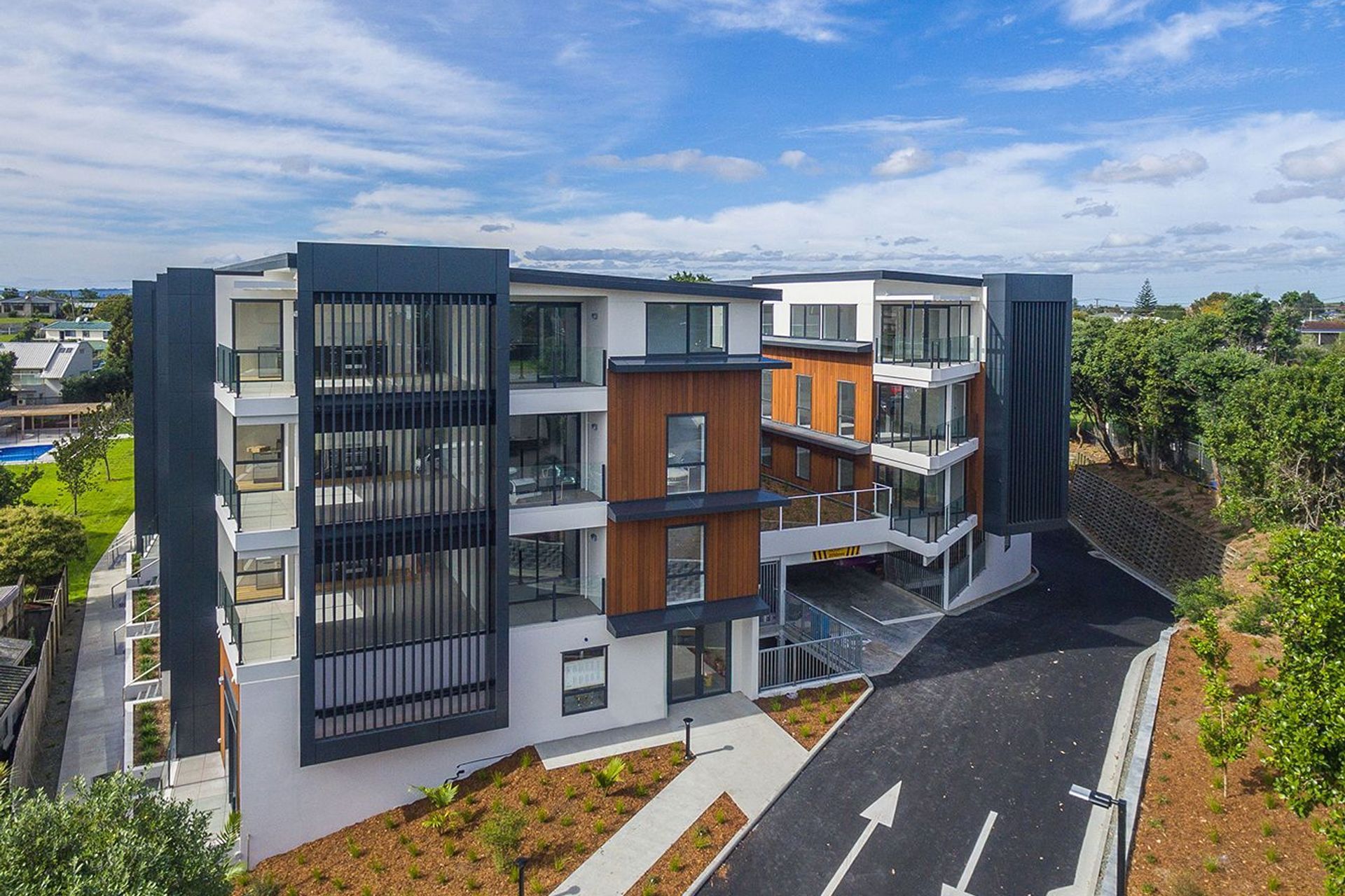 Thompson Park Apartments