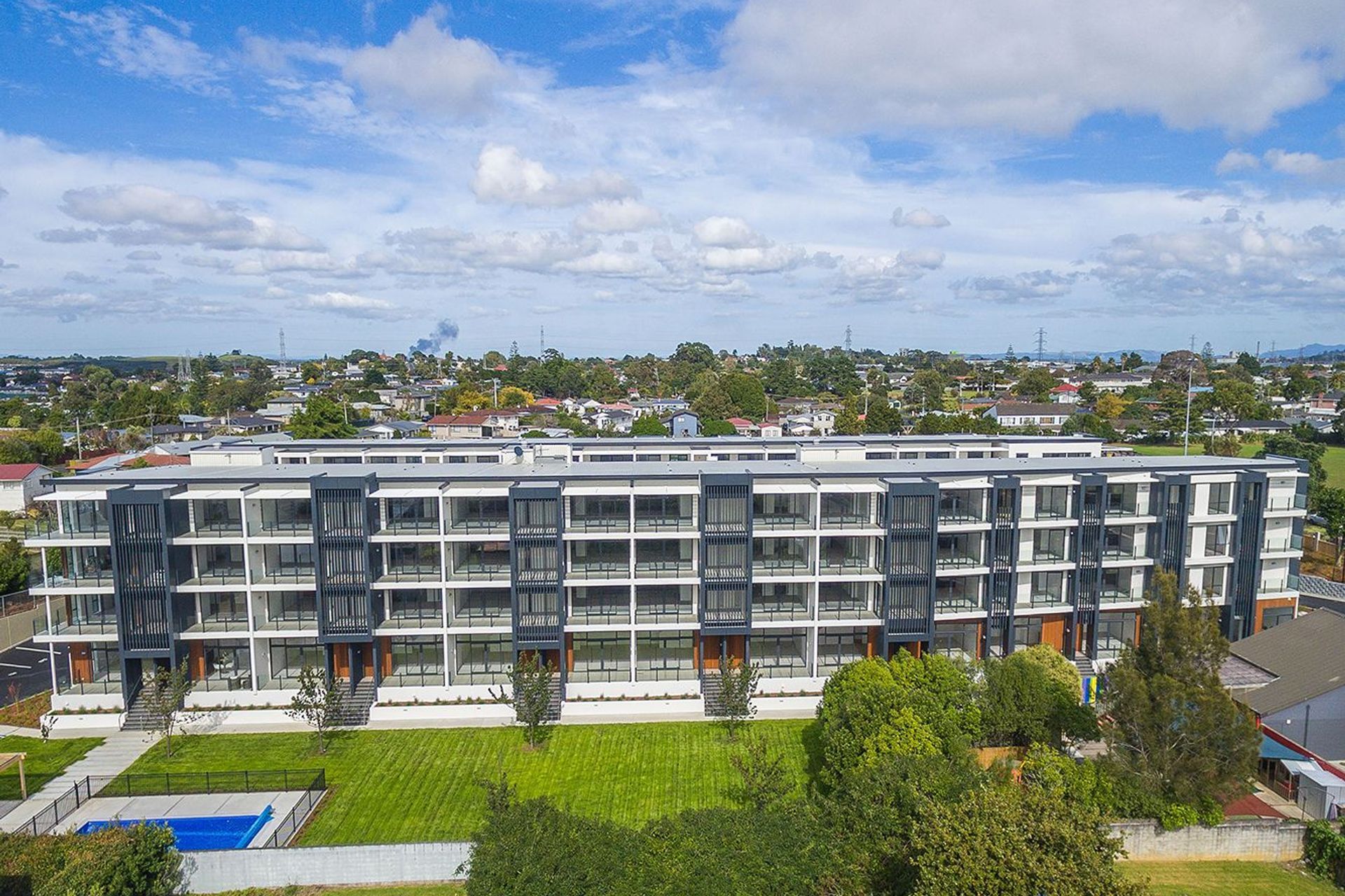 Thompson Park Apartments