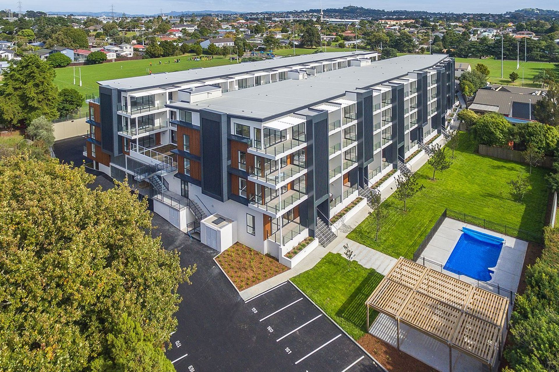 Thompson Park Apartments