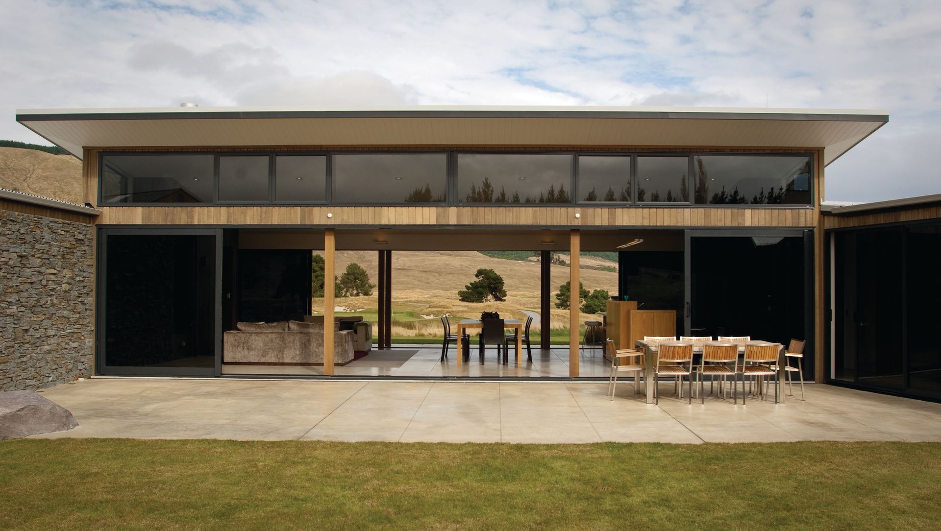 Dunalister House banner