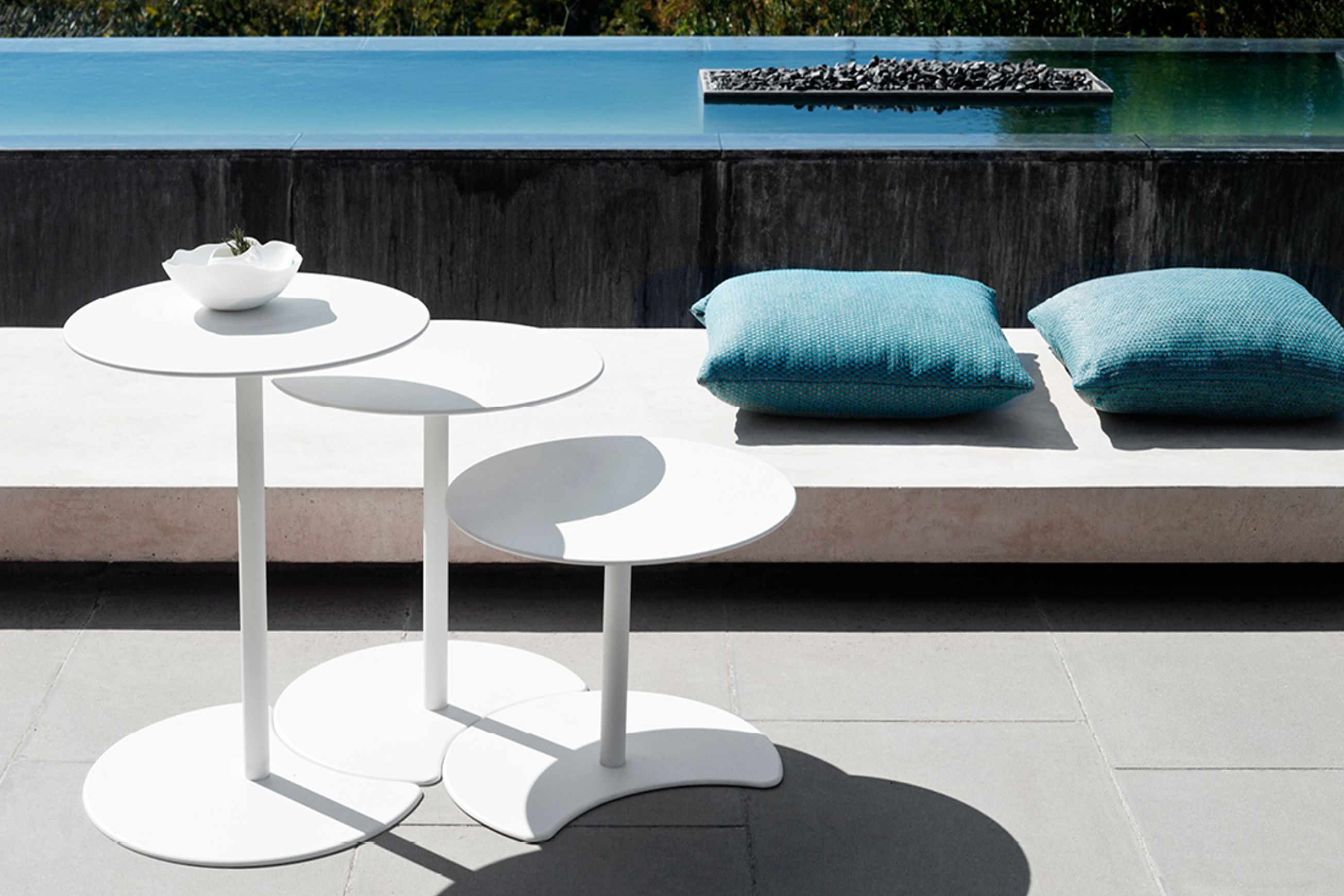 Drops Table by Tribu